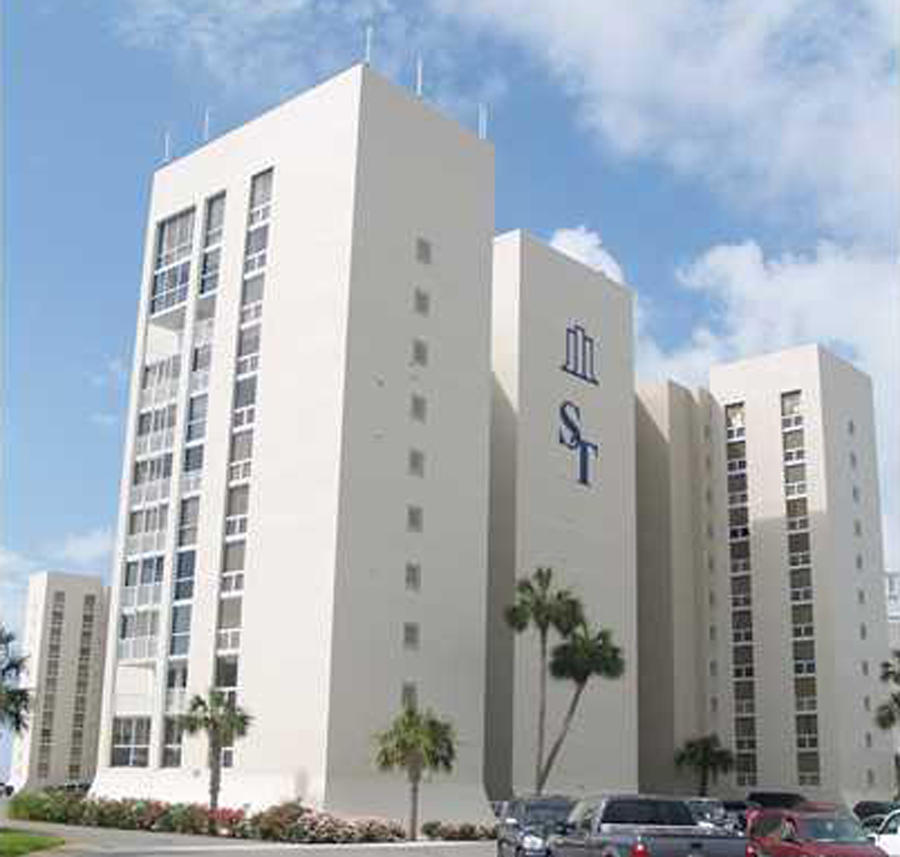 SHORELINE TOWERS 2 - Residential