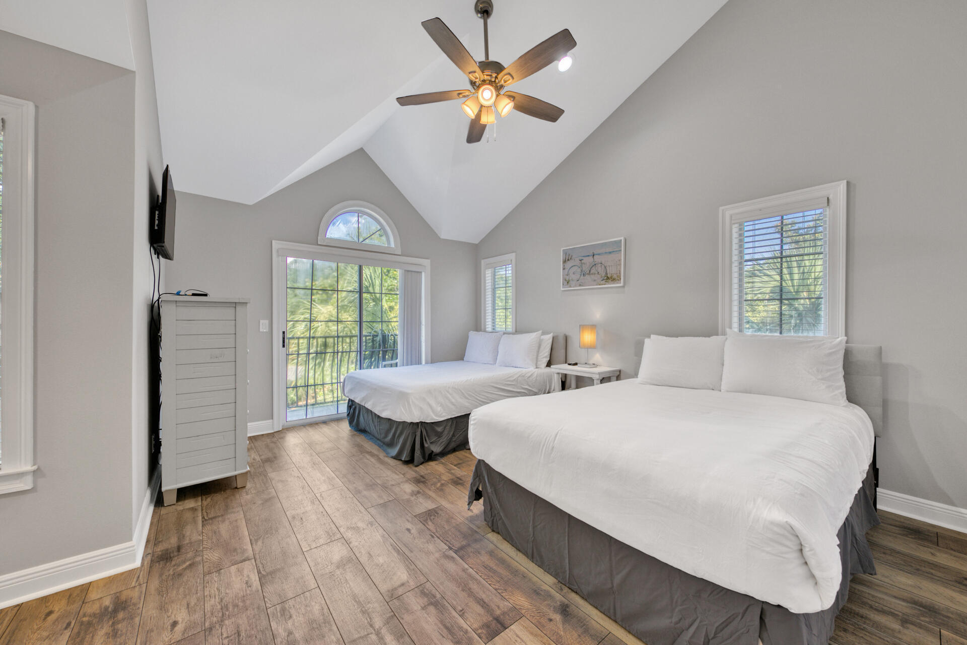 VANTAGE POINTE - Residential Lease