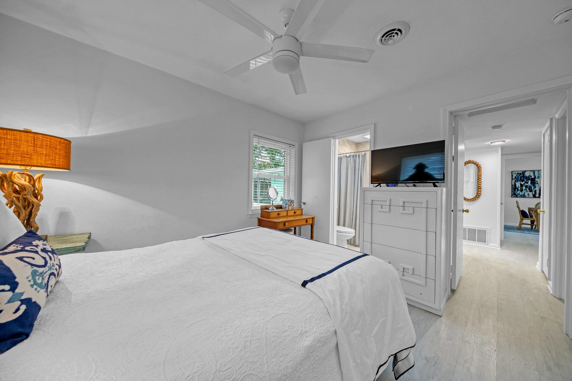 ELLIOTTS POINT 7TH ADDN - Residential