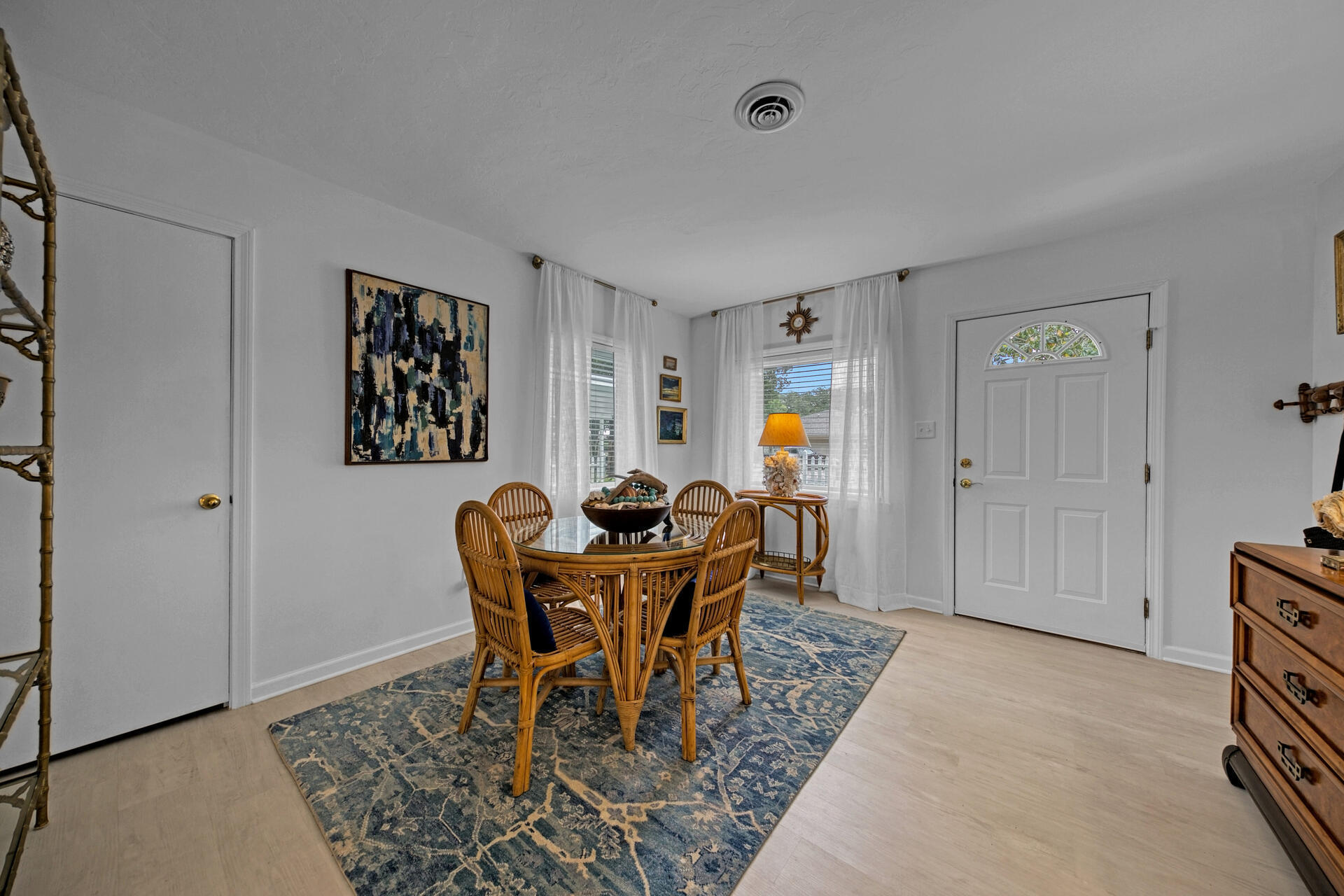 ELLIOTTS POINT 7TH ADDN - Residential