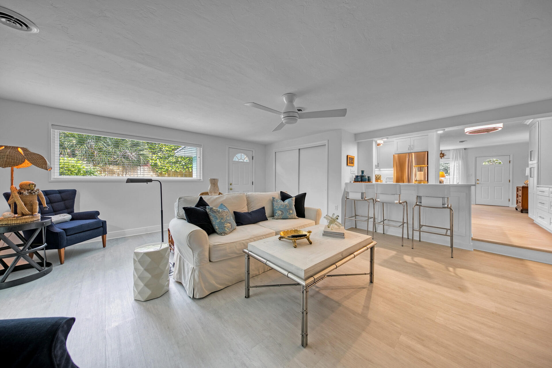 ELLIOTTS POINT 7TH ADDN - Residential