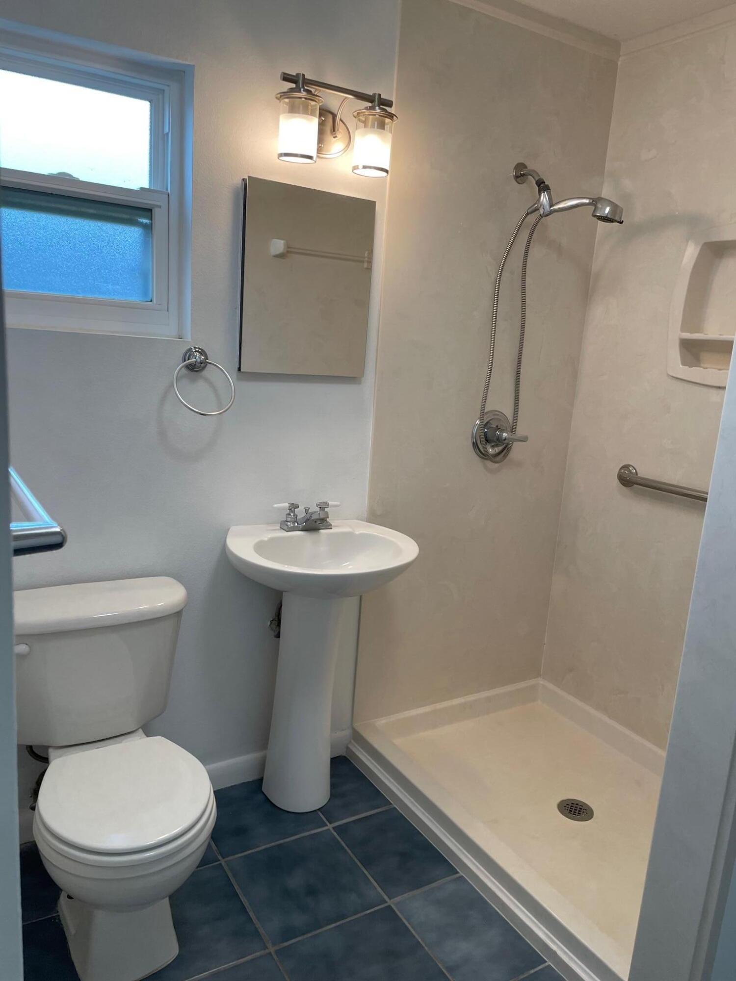 GARNIER'S 5th ADDITION - Residential