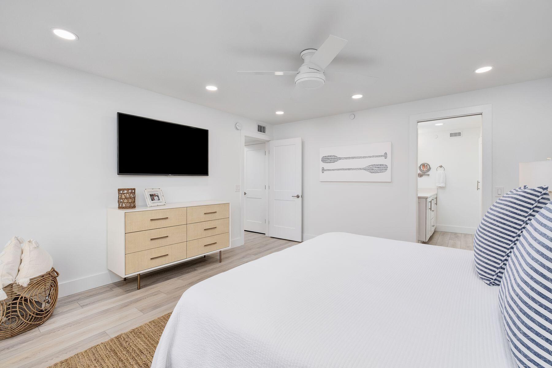 MAINSAIL CONDO PH 4 - Residential