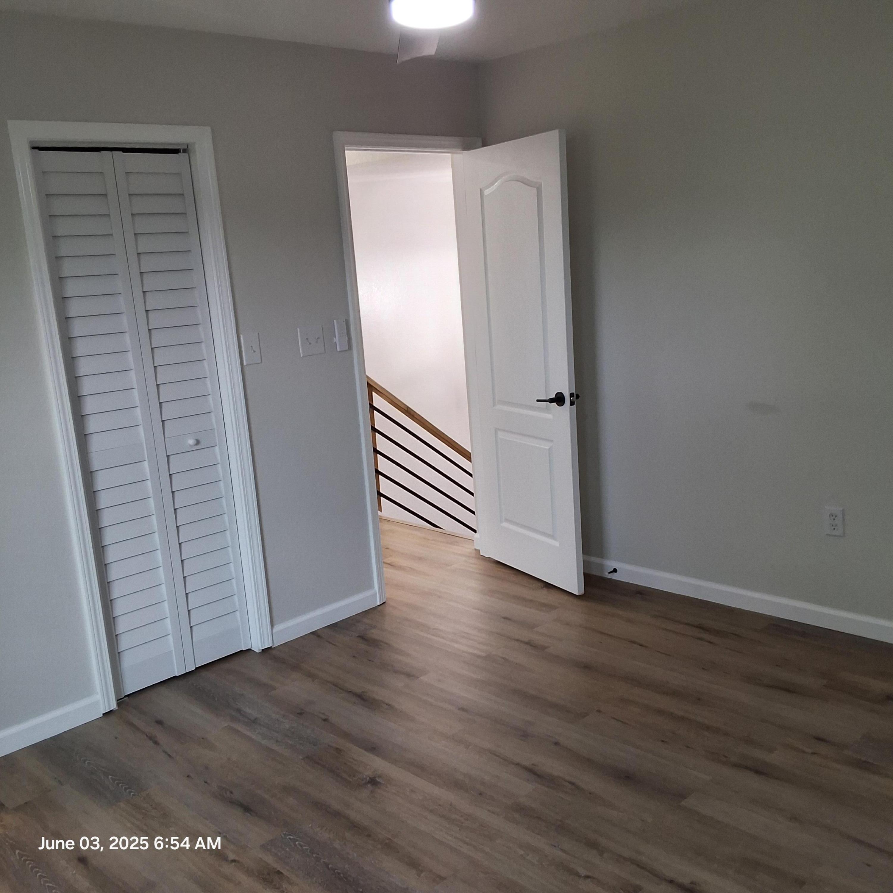 HILLTOP ACRES - Residential