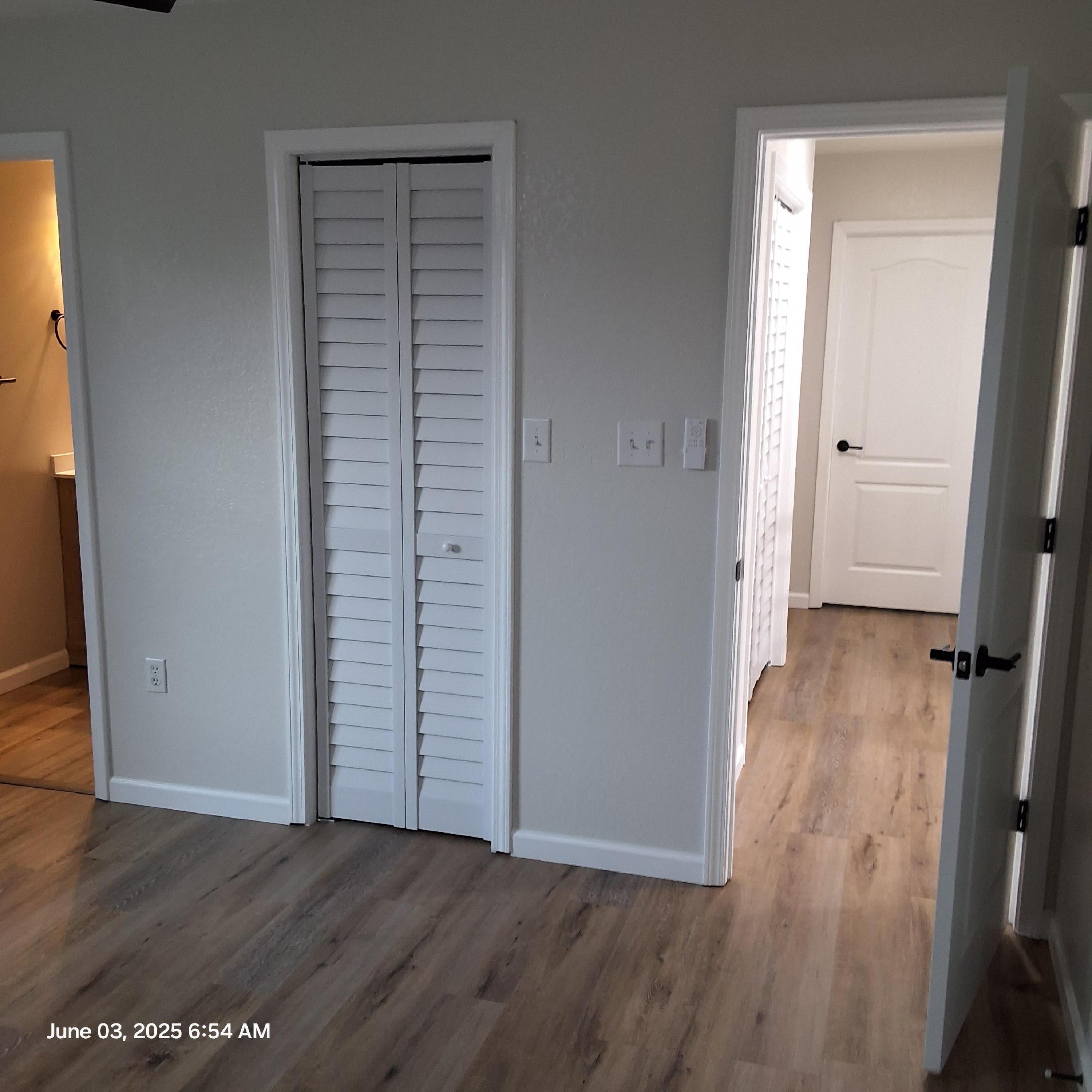 HILLTOP ACRES - Residential