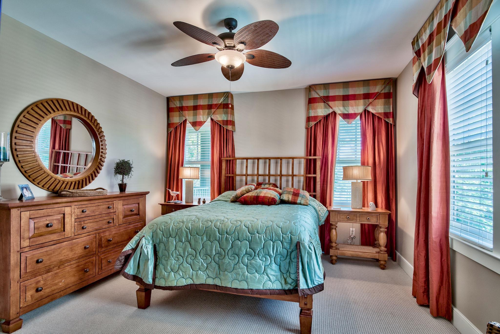 WILD HERON - Residential