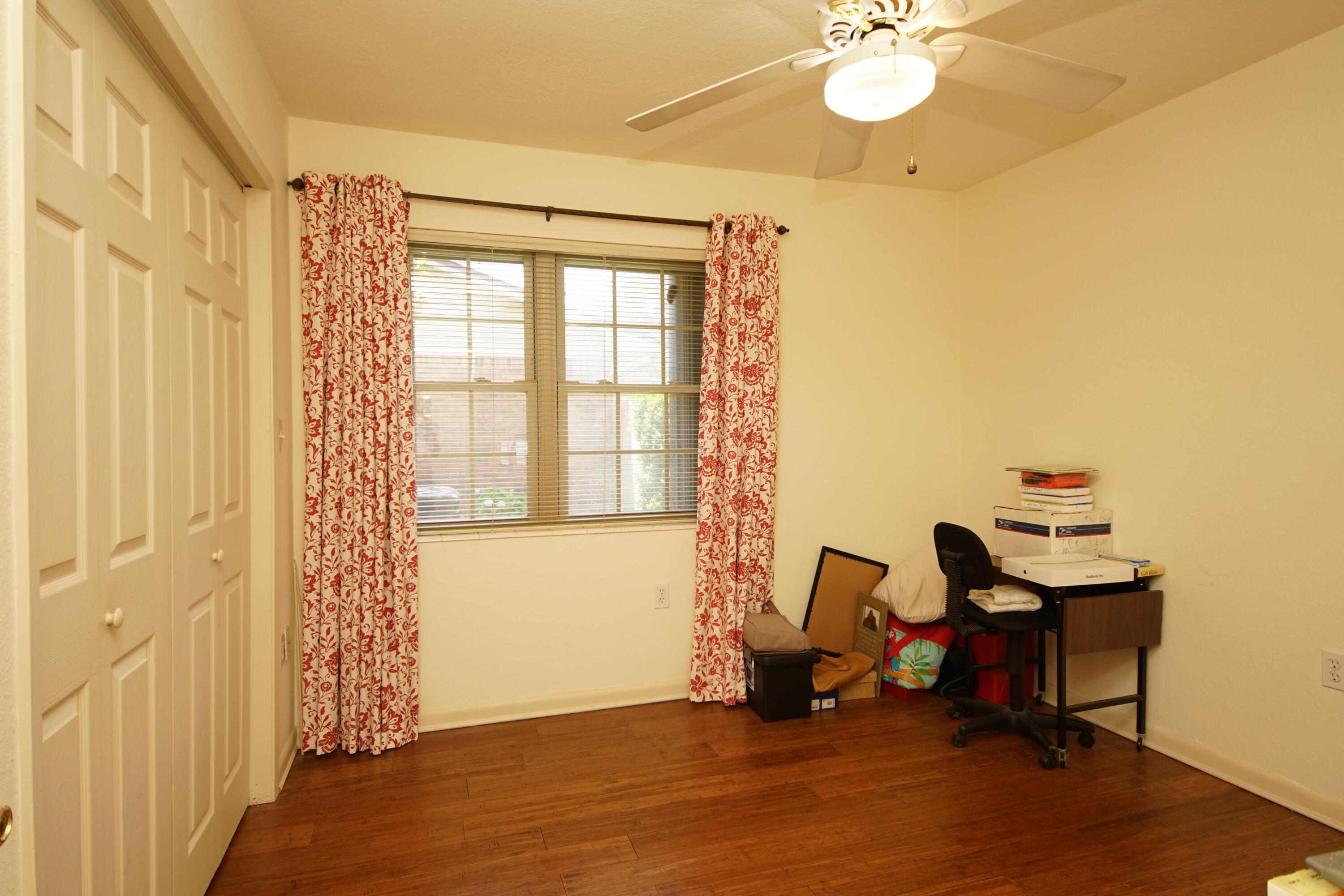 CHATEAU PRES DE LA MER - Residential