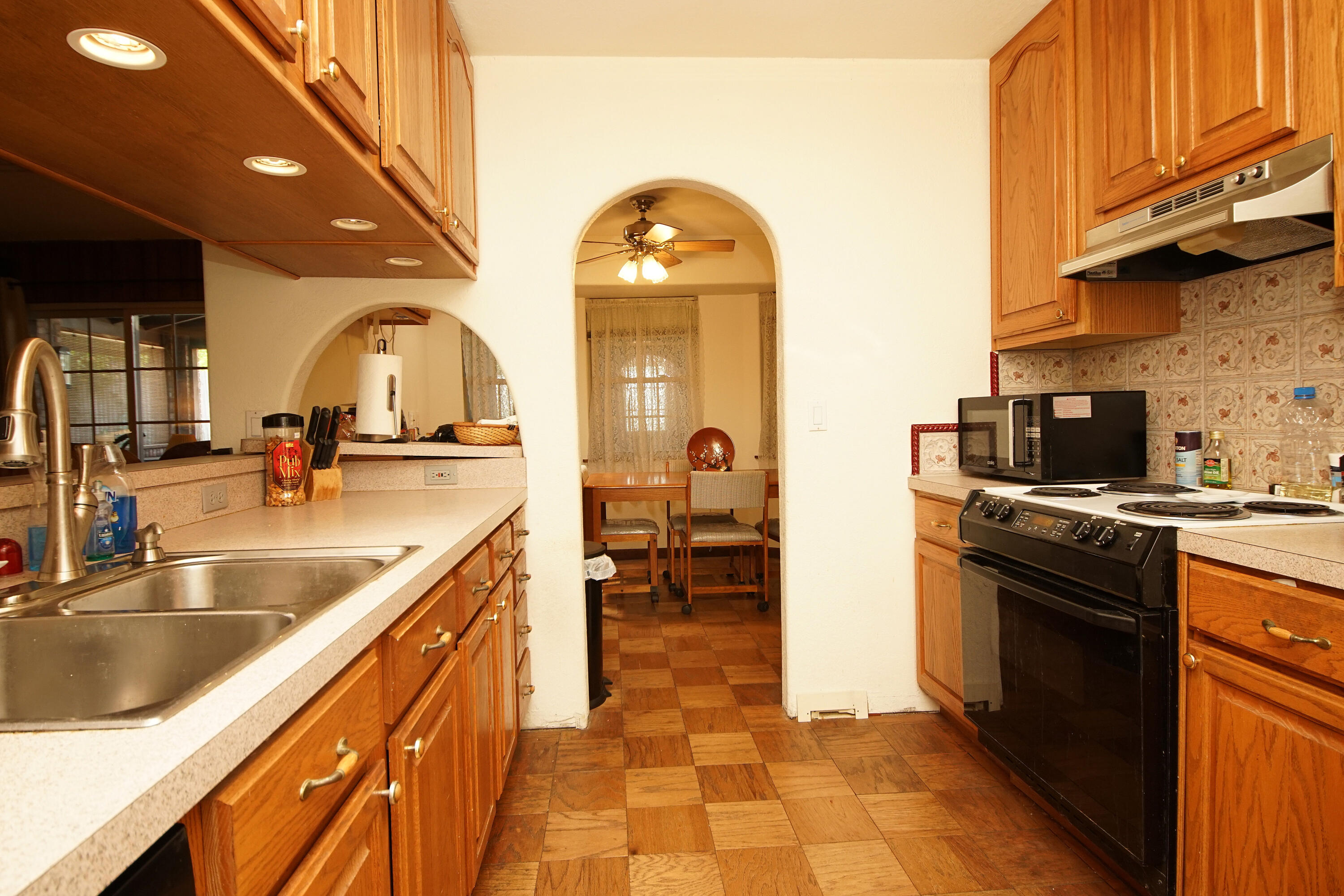 CHATEAU PRES DE LA MER - Residential