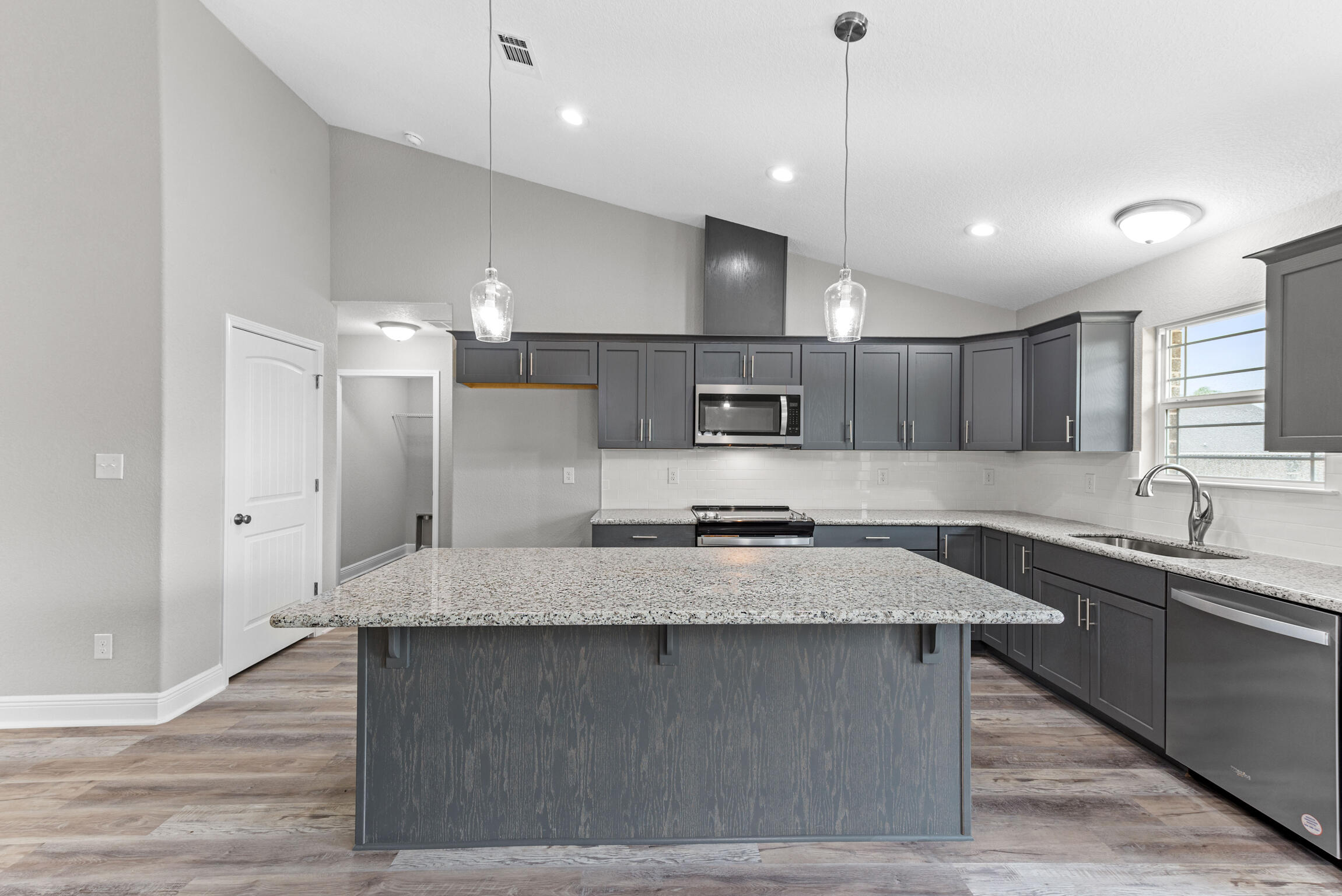 BAY RIDGE PARK 3RD ADDN - Residential