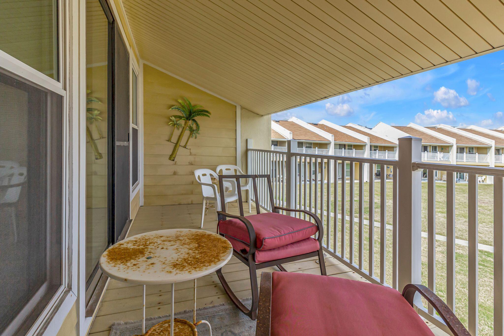 SeaCove Townhomes - Residential