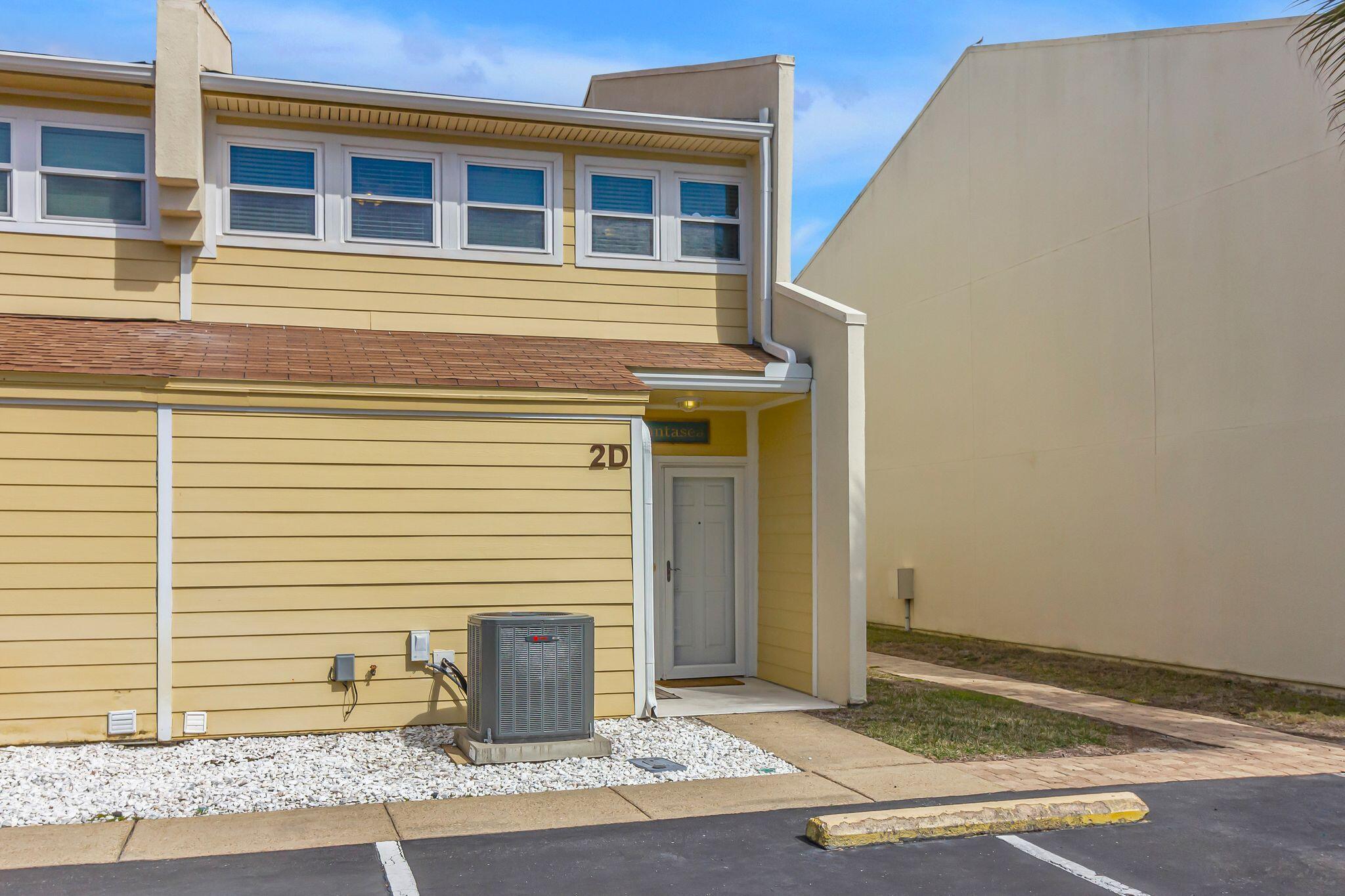SeaCove Townhomes - Residential
