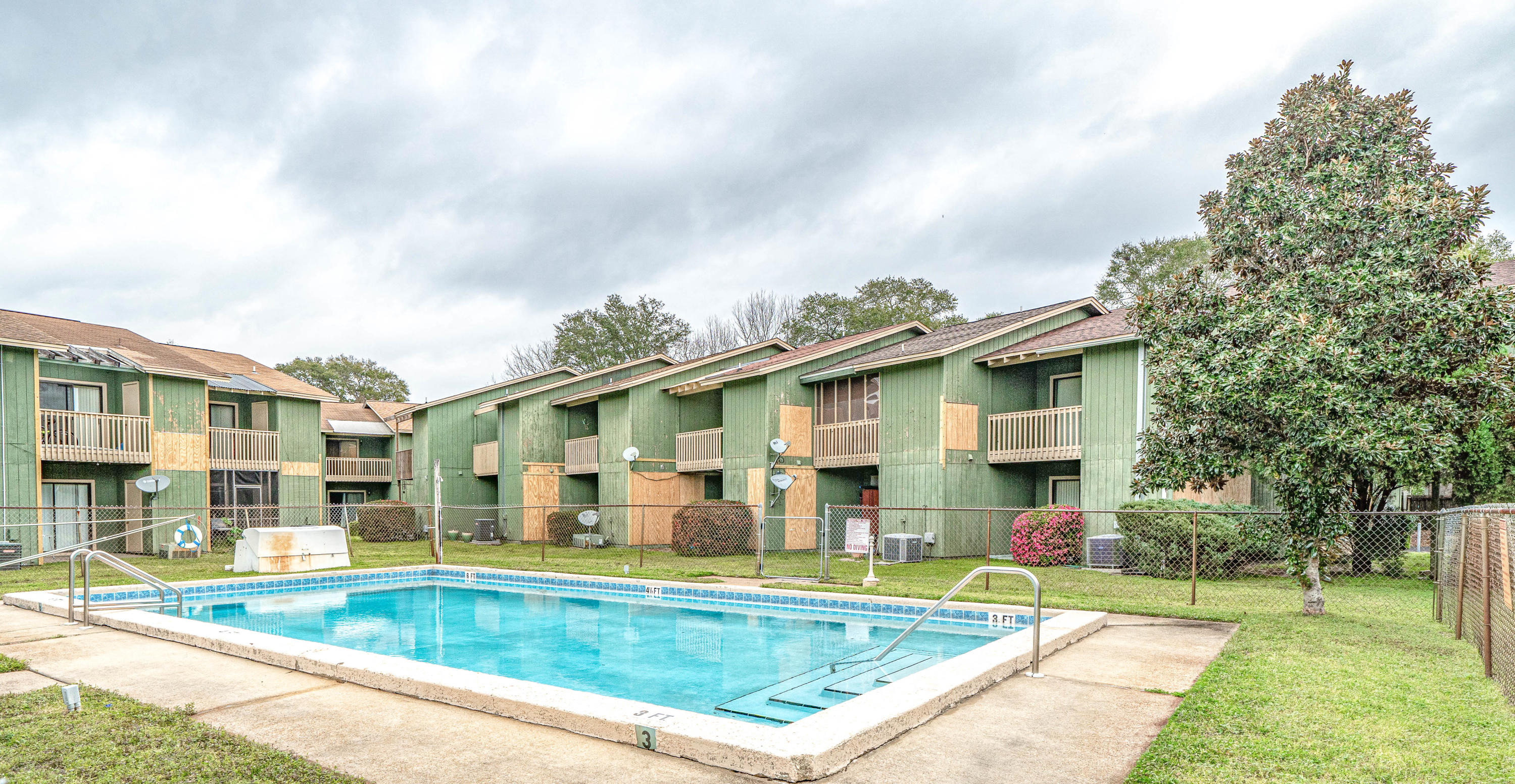 BIENVILLE SQUARE T/H - Residential