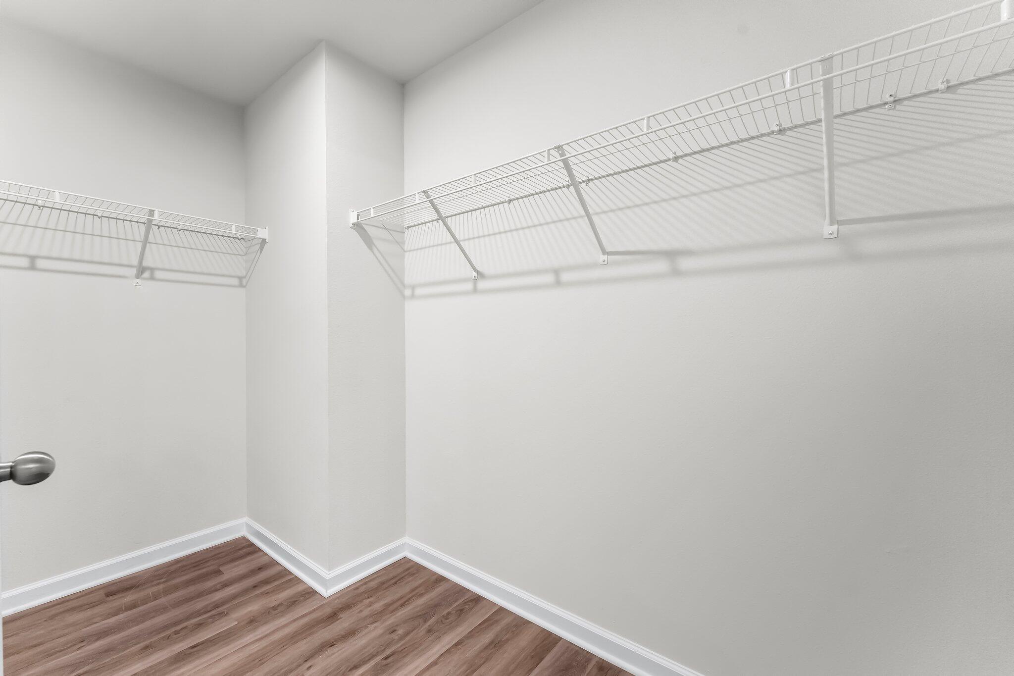 CROSS CREEK - Residential Lease