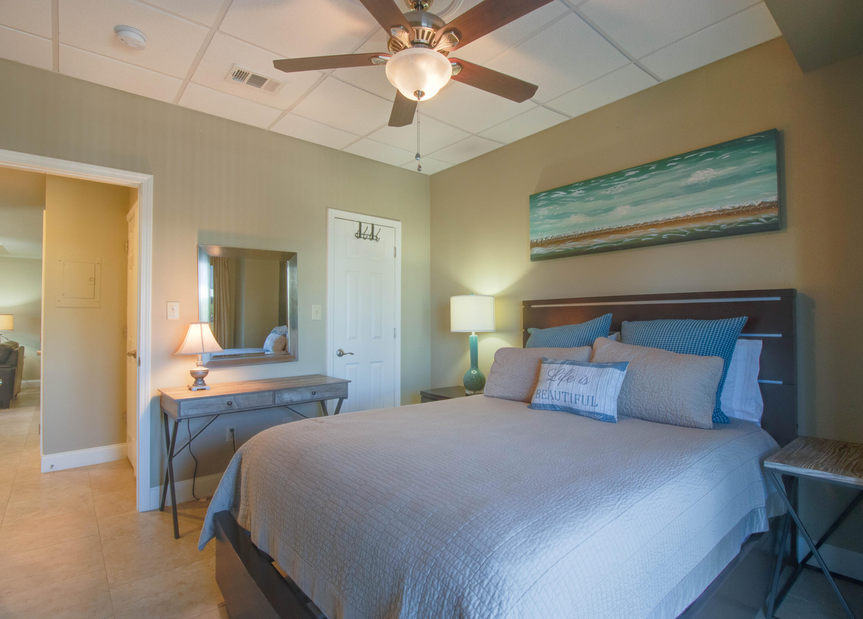 SUN KING TOWERS PH 1 - Residential