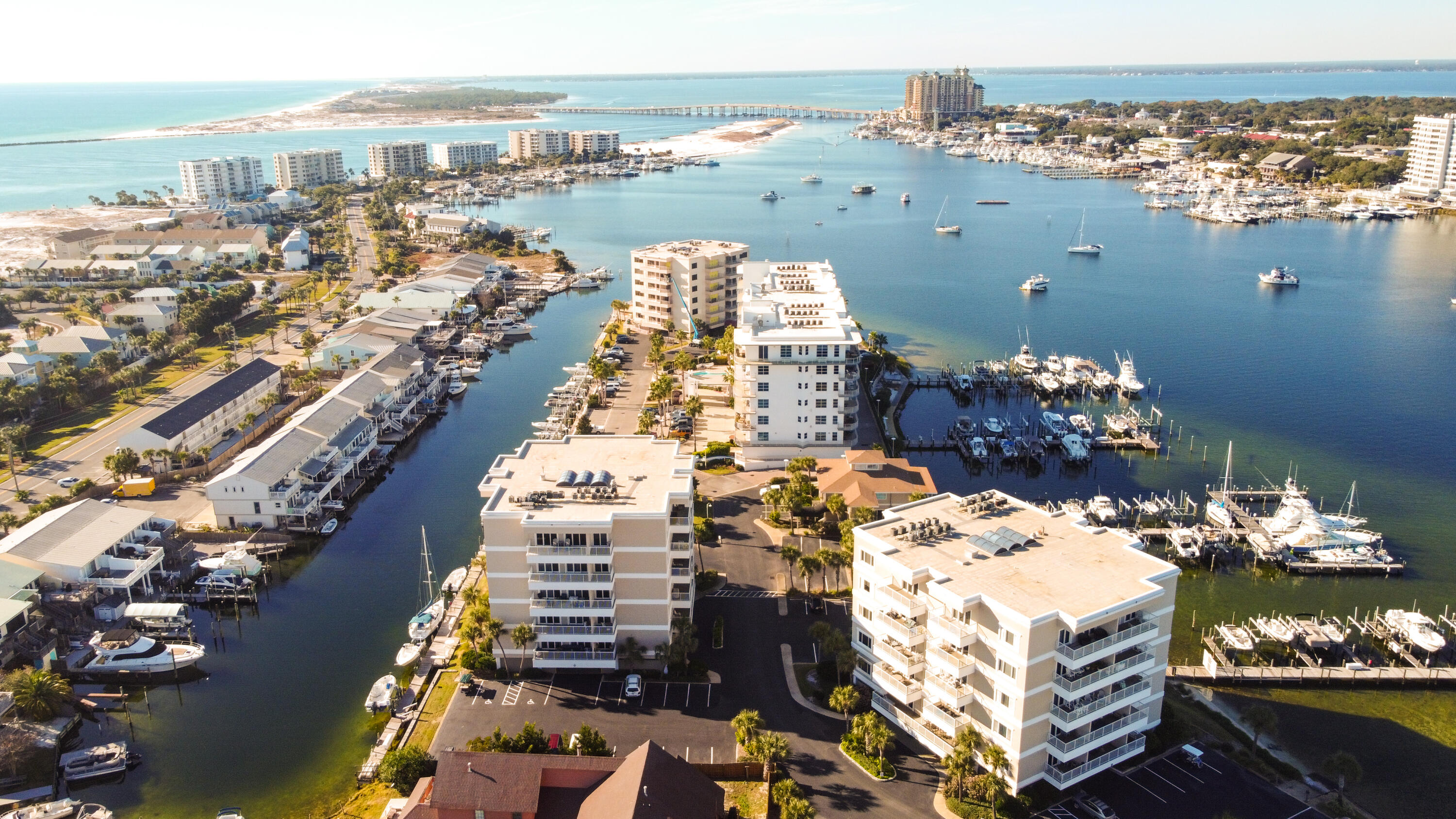 SUN KING TOWERS PH 1 - Residential