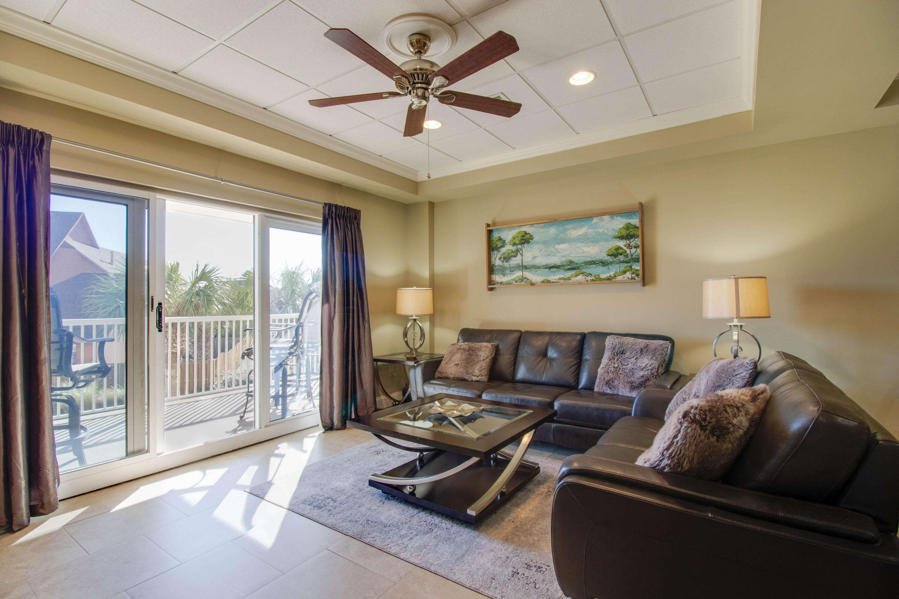 SUN KING TOWERS PH 1 - Residential