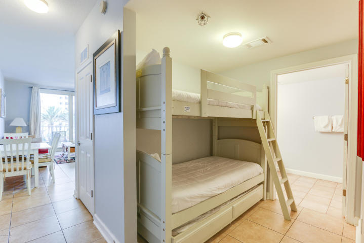 SHORES OF PANAMA - Residential