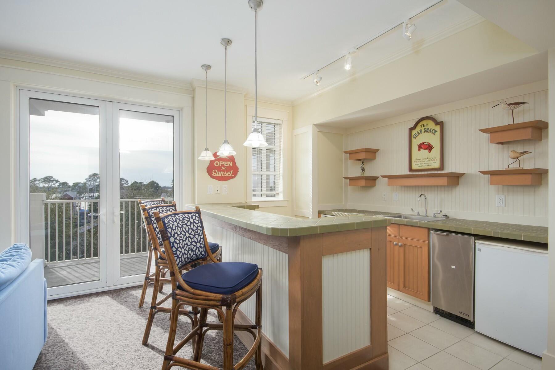 OBSERVATION POINT - Residential