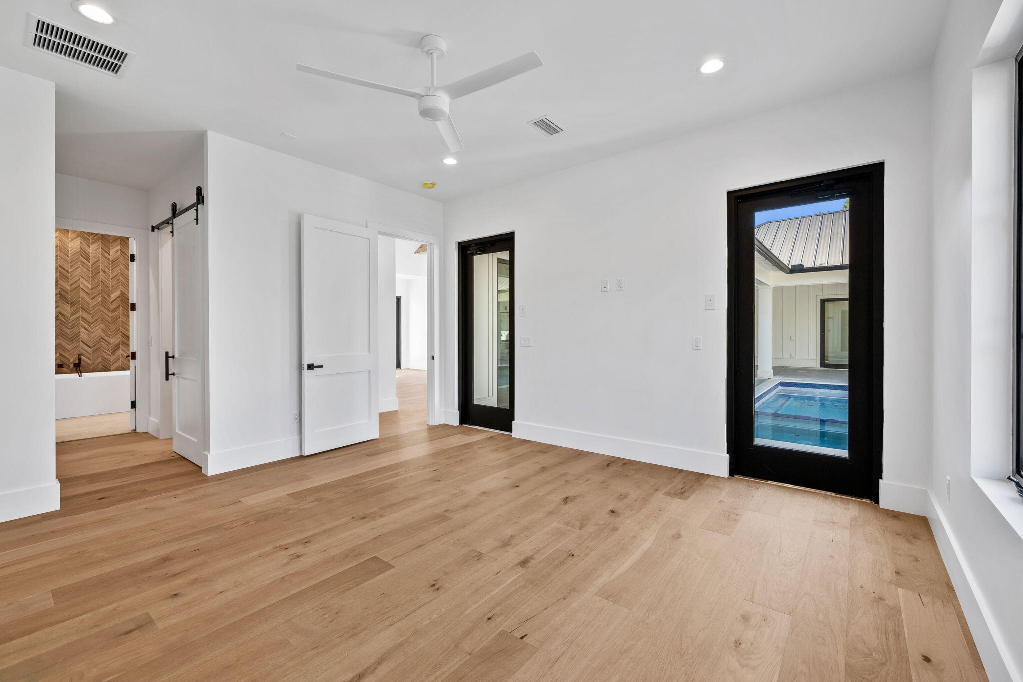 CYPRESS BREEZE PLANTATION - Residential