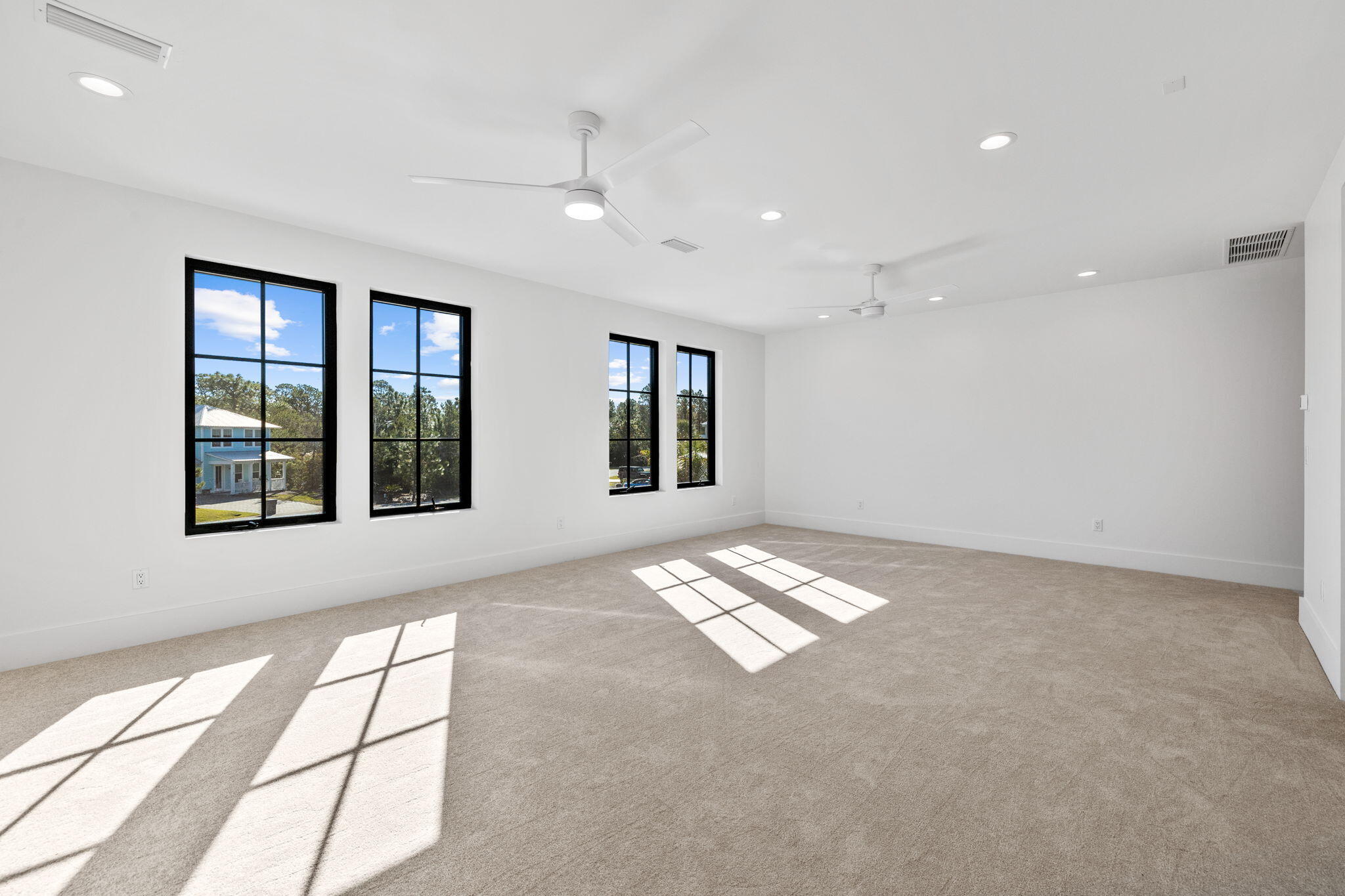 CYPRESS BREEZE PLANTATION - Residential