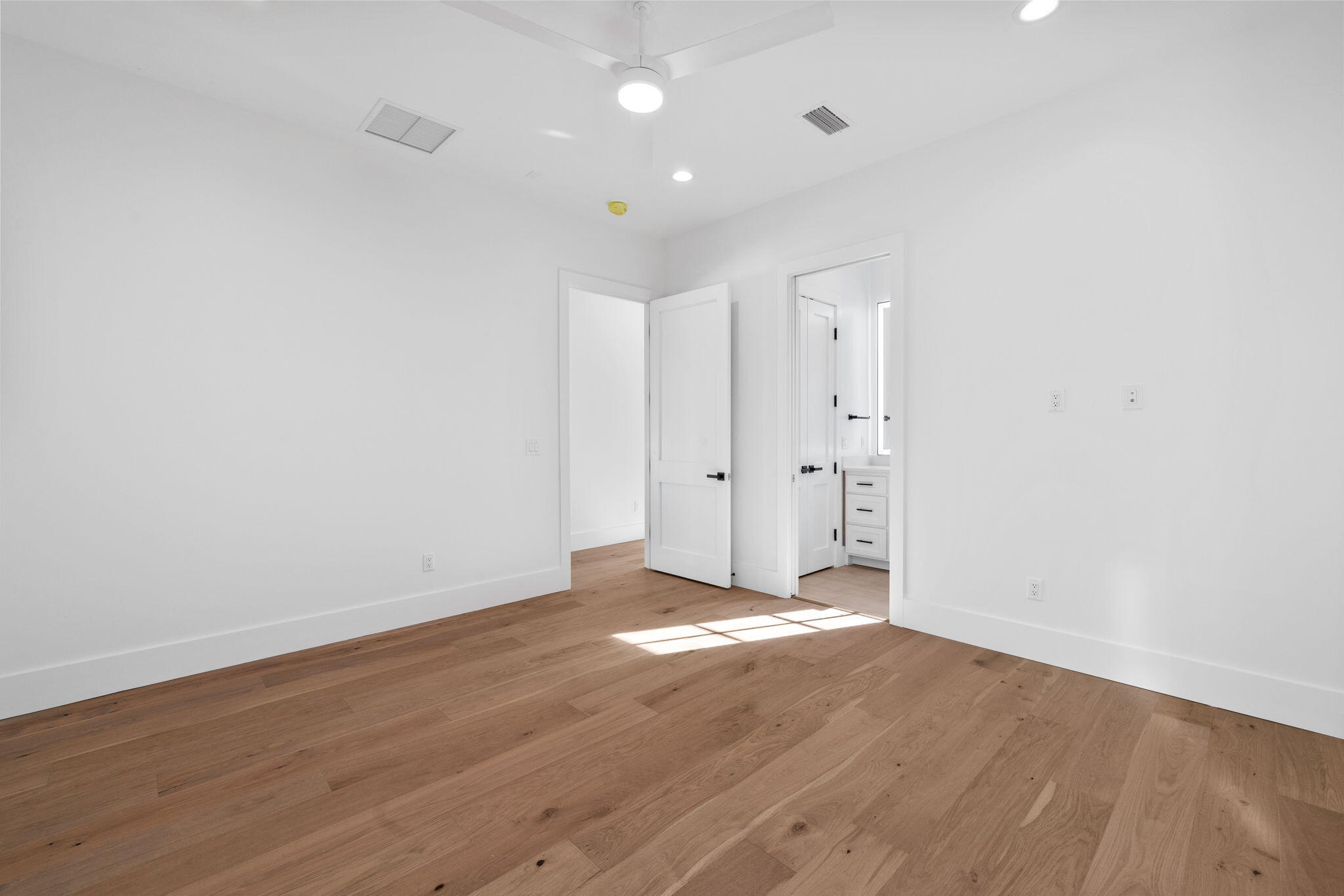 CYPRESS BREEZE PLANTATION - Residential