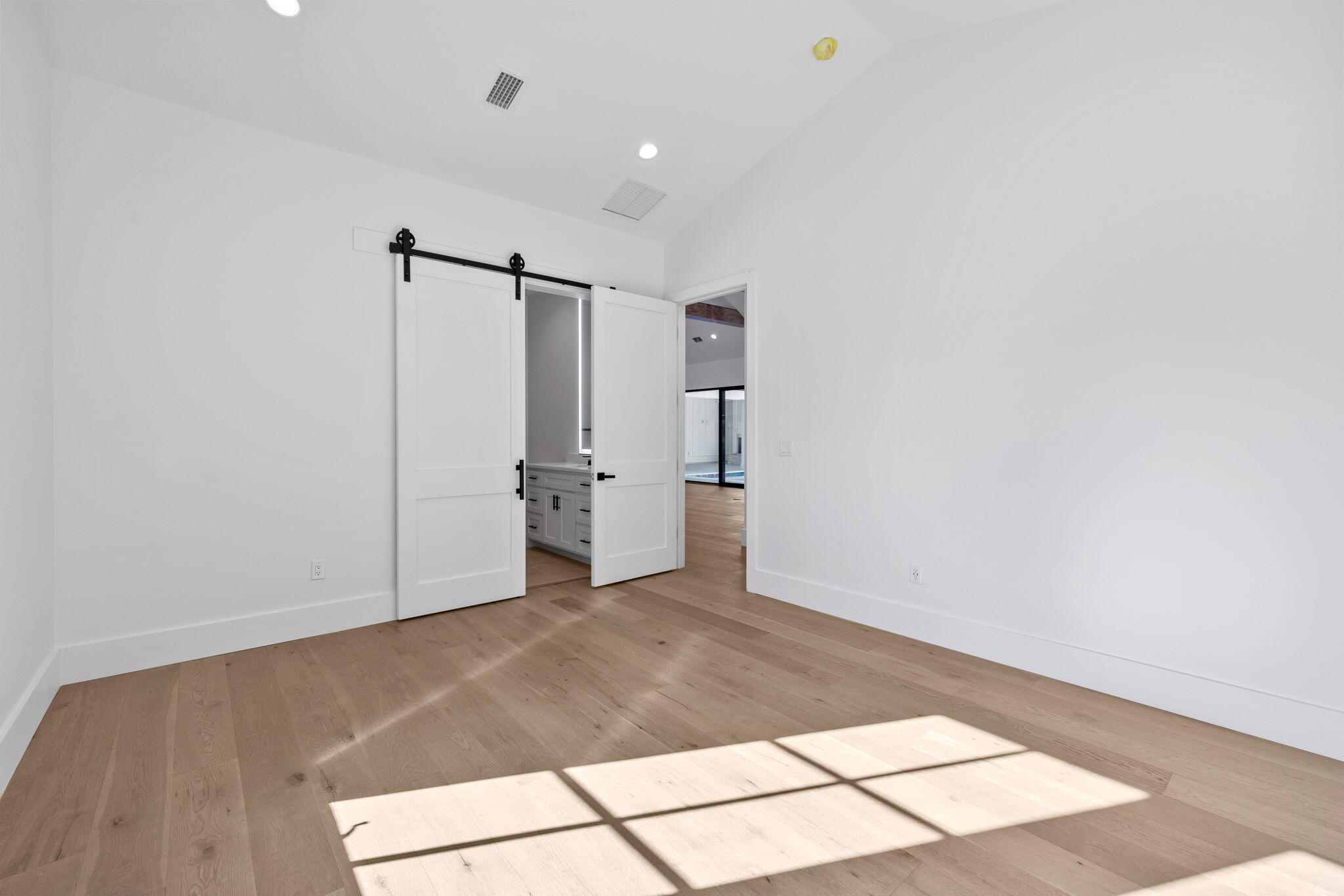 CYPRESS BREEZE PLANTATION - Residential