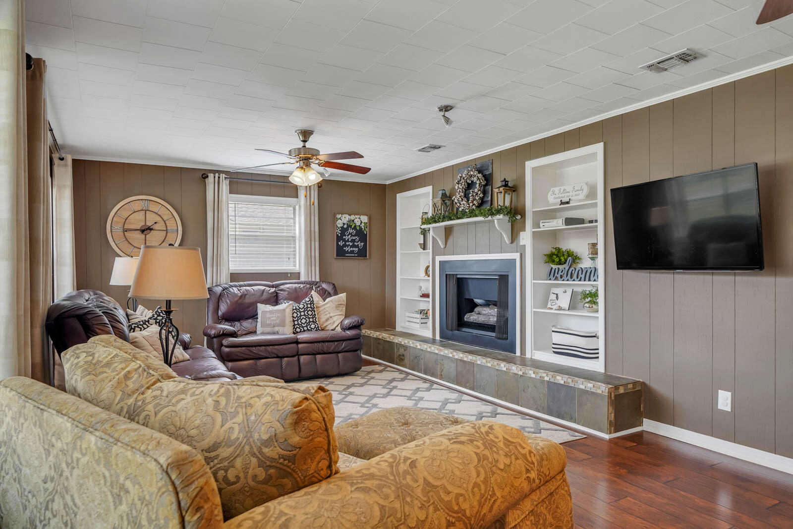 MIRAMAR ESTATES 2ND ADDN - Residential