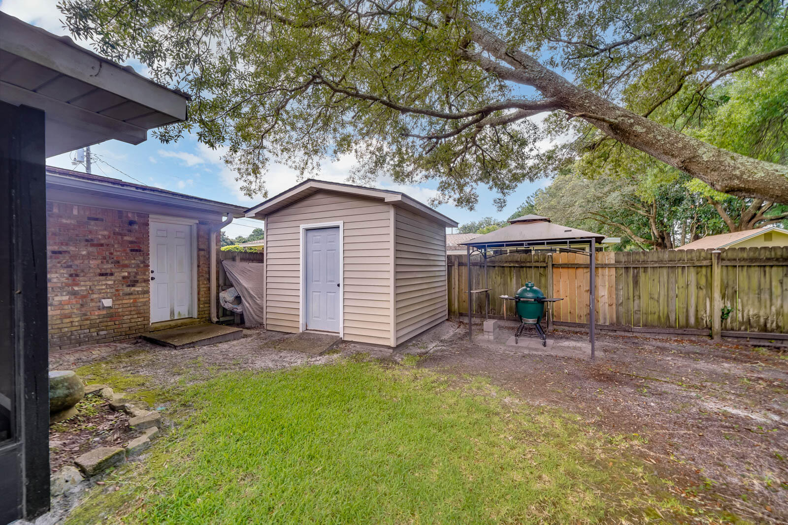 MIRAMAR ESTATES 2ND ADDN - Residential