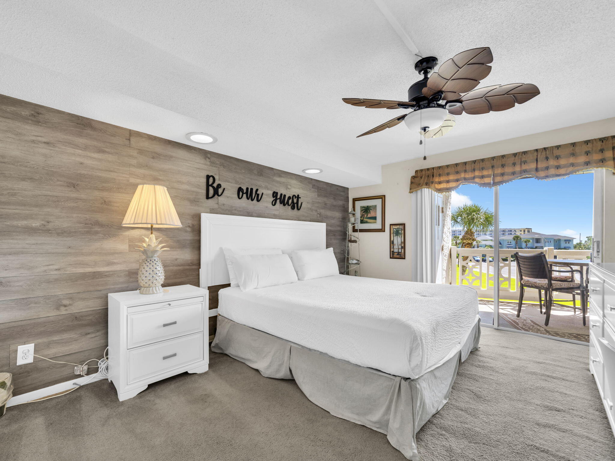 EL MATADOR CONDO - Residential
