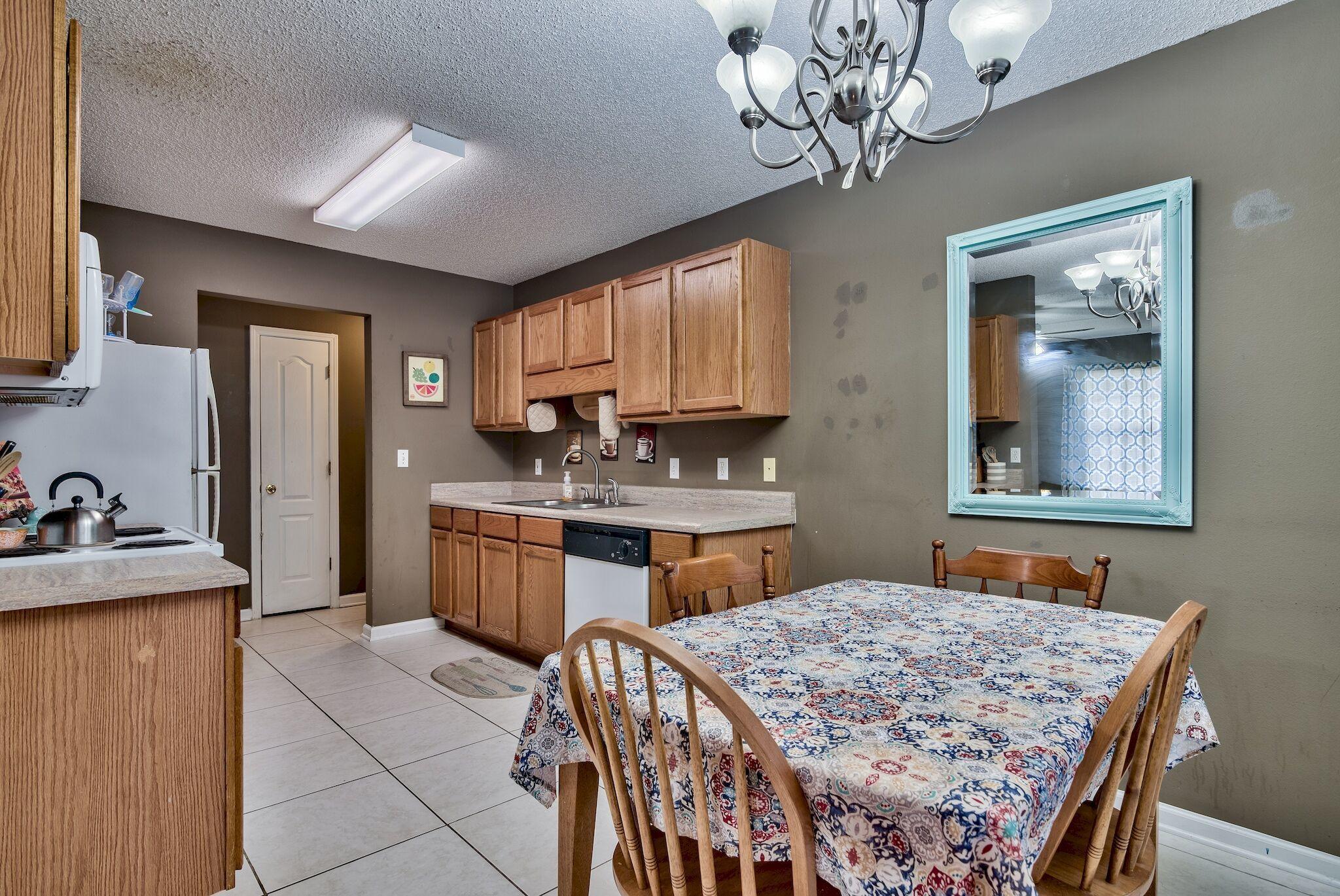 HARLAN SQUARE S/D - Residential