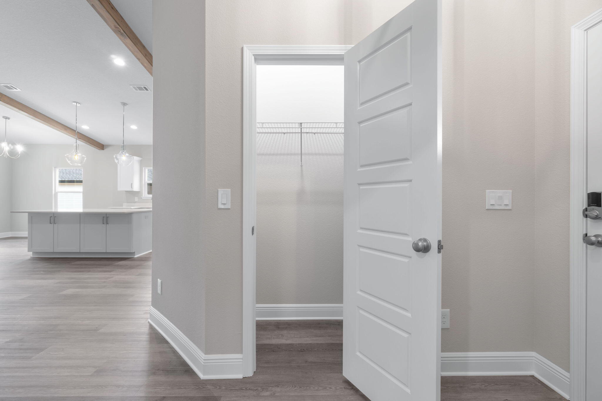 CRESCENT SHORES - Residential