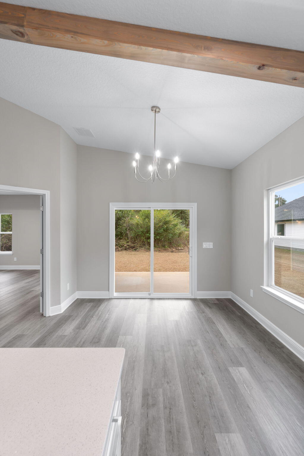 CRESCENT SHORES - Residential