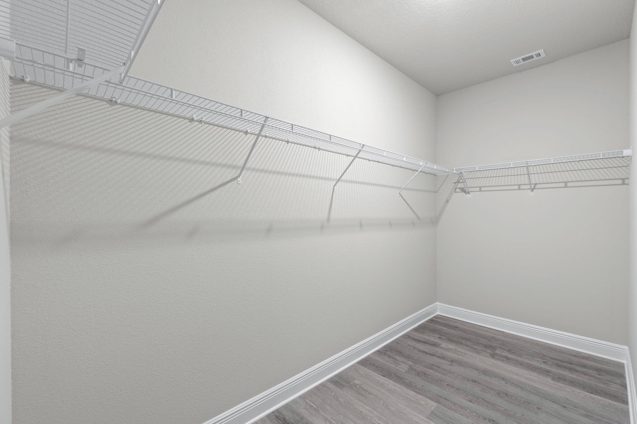 CRESCENT SHORES - Residential