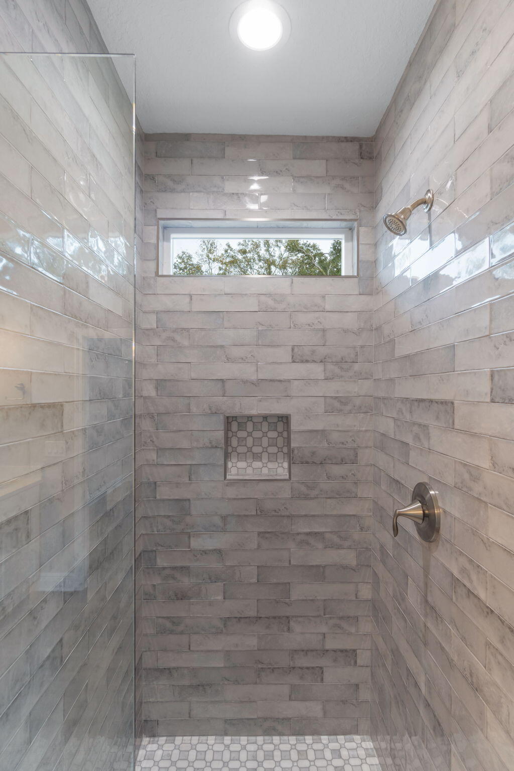 CRESCENT SHORES - Residential