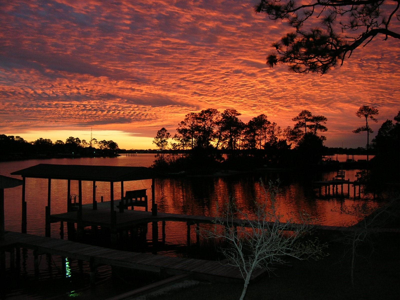 BAYOU POQUITO - Residential