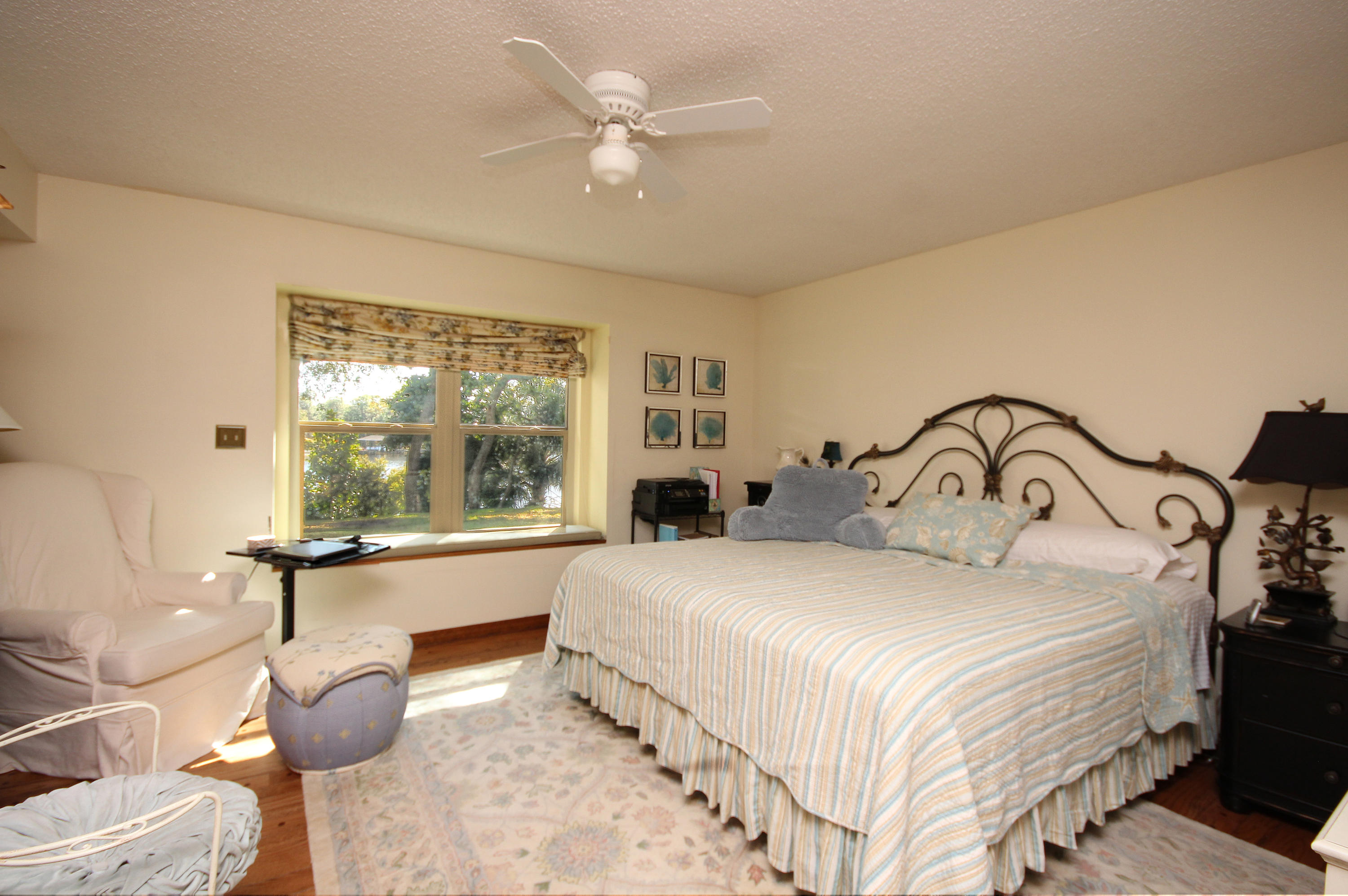 BAYOU POQUITO - Residential