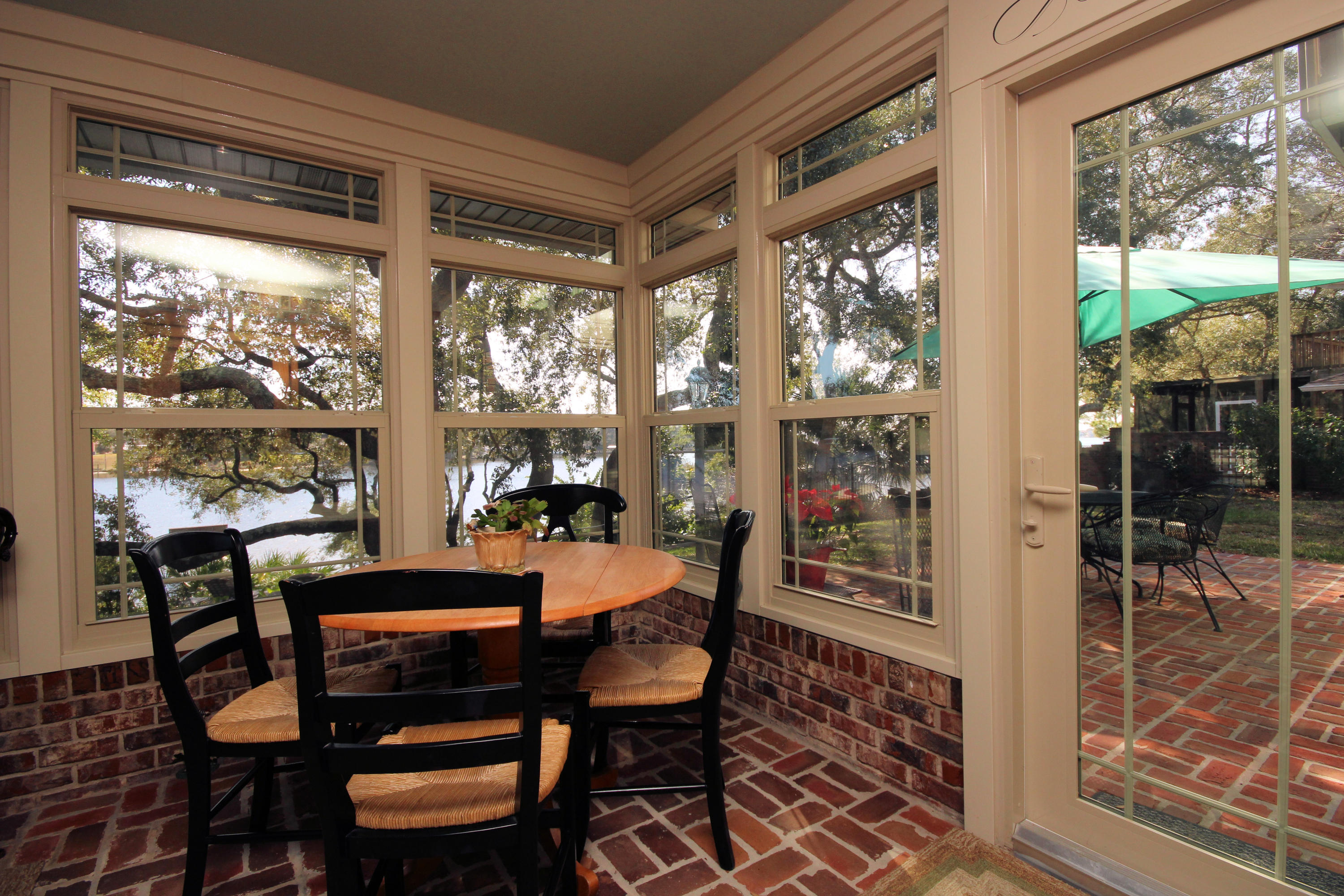 BAYOU POQUITO - Residential