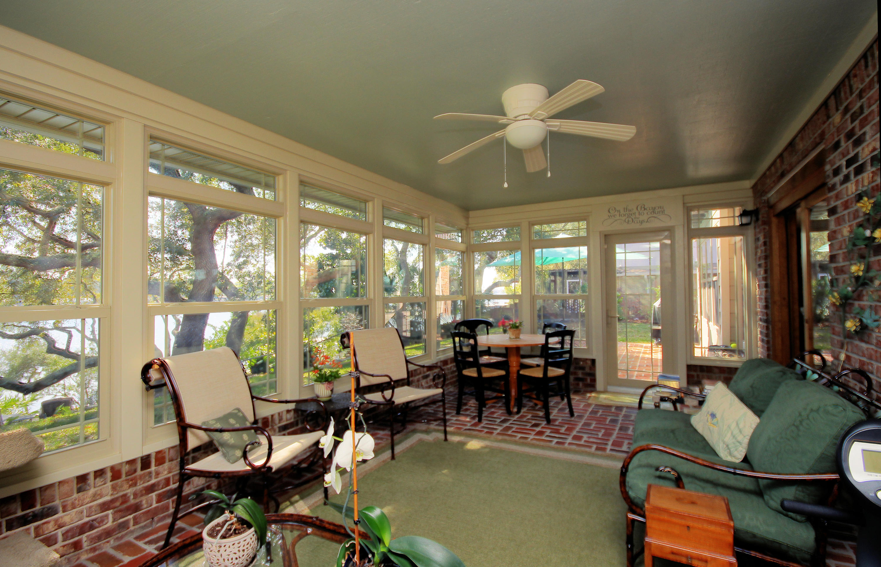 BAYOU POQUITO - Residential