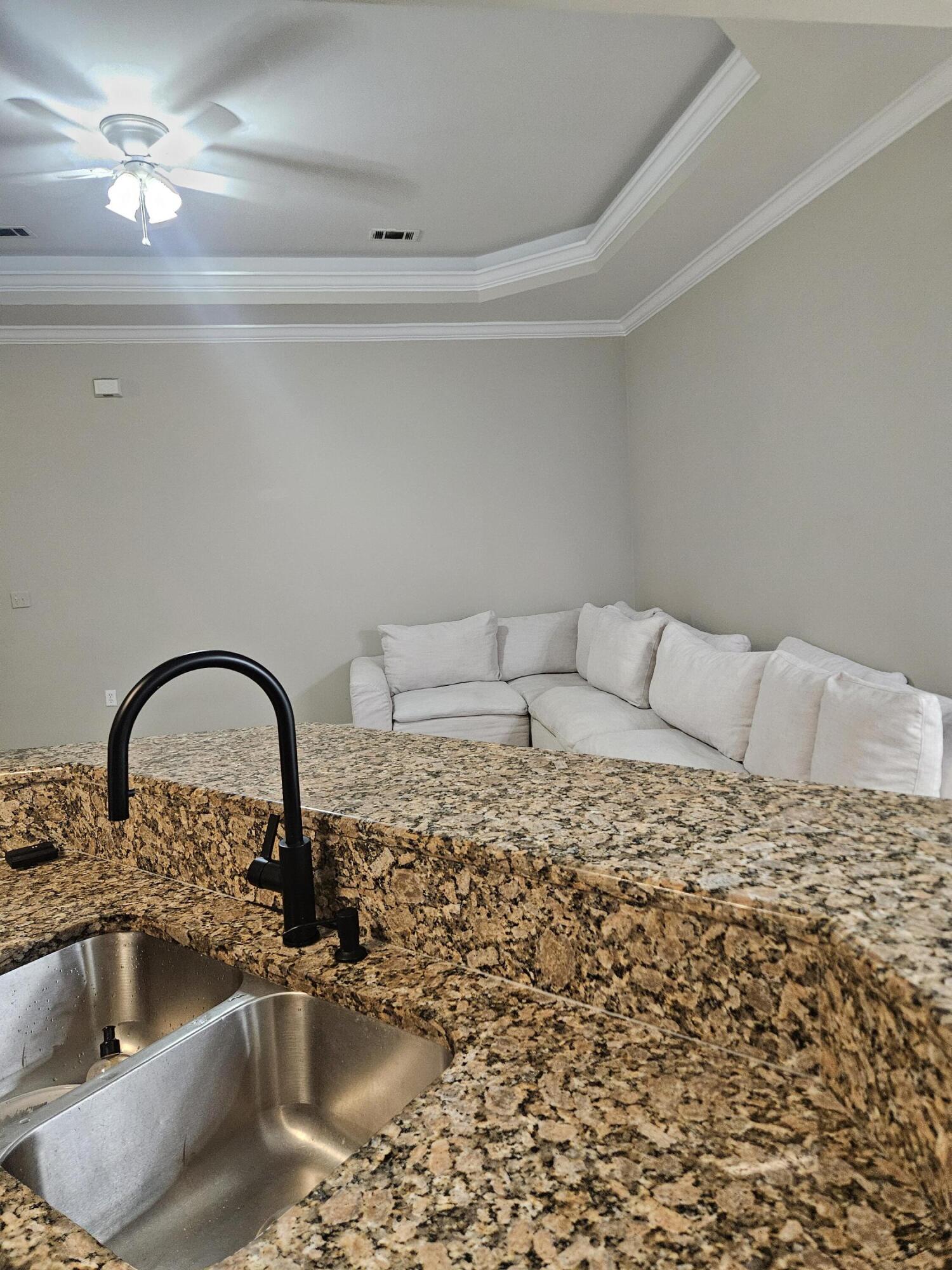 METES & BOUNDS - Residential Lease