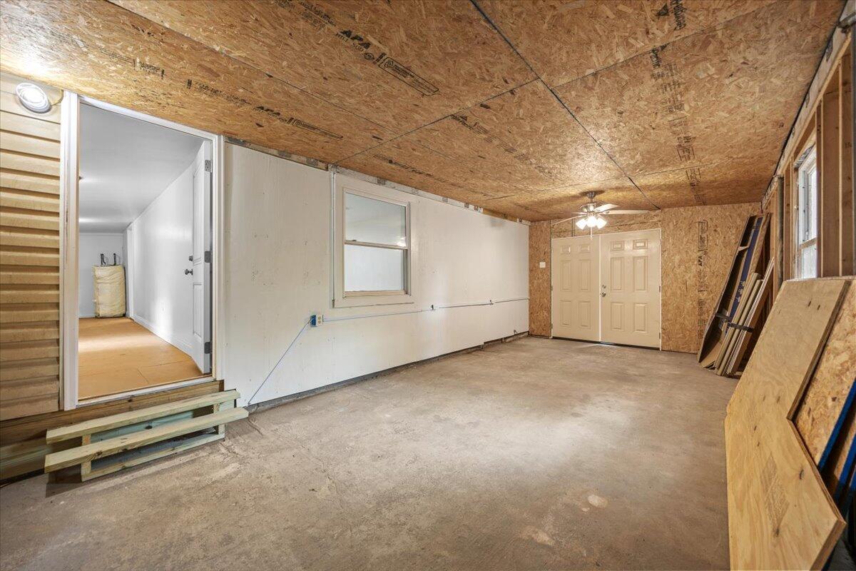 MORRIS ADD CRESTVIEW - Residential