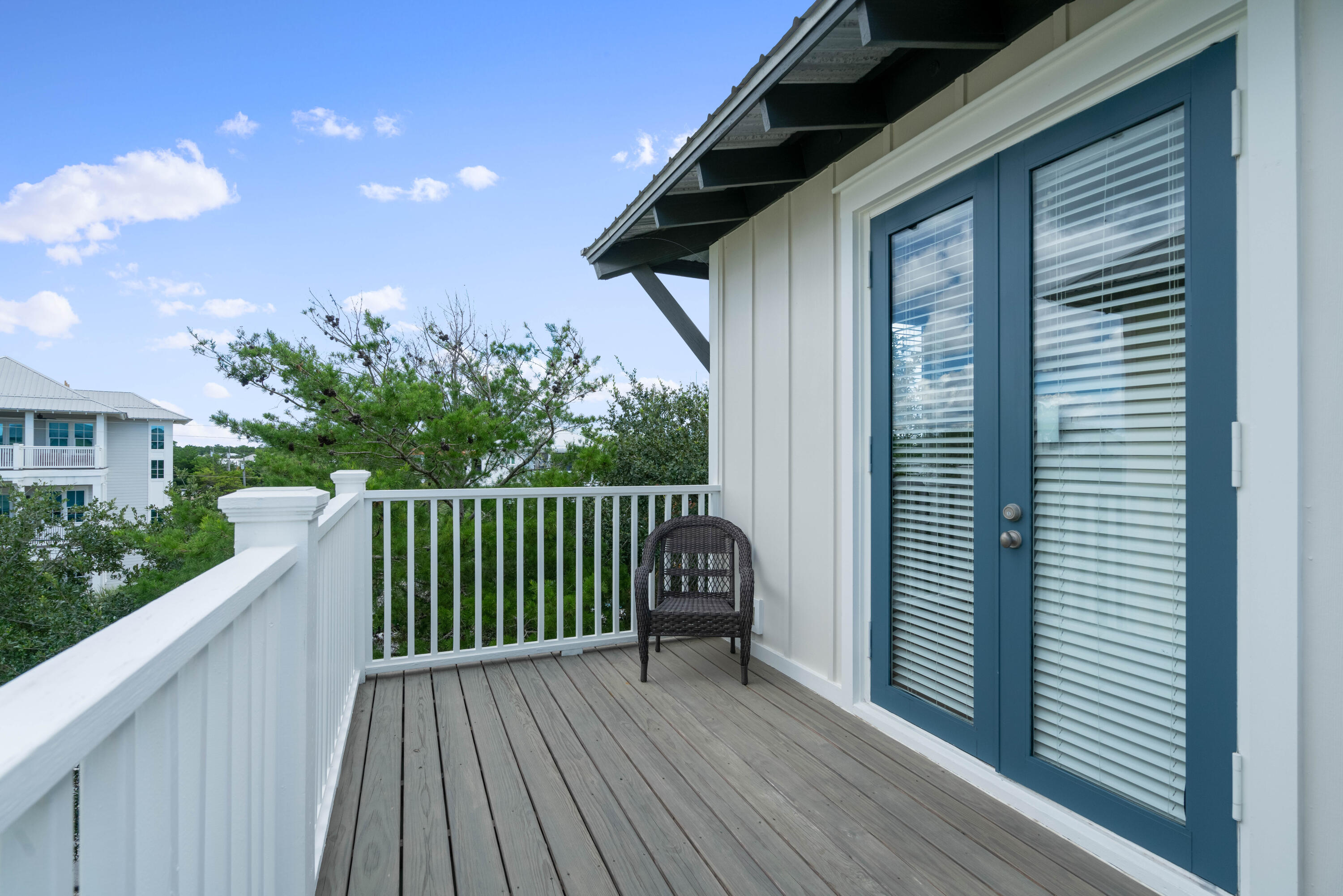 SUMMER'S EDGE - Residential