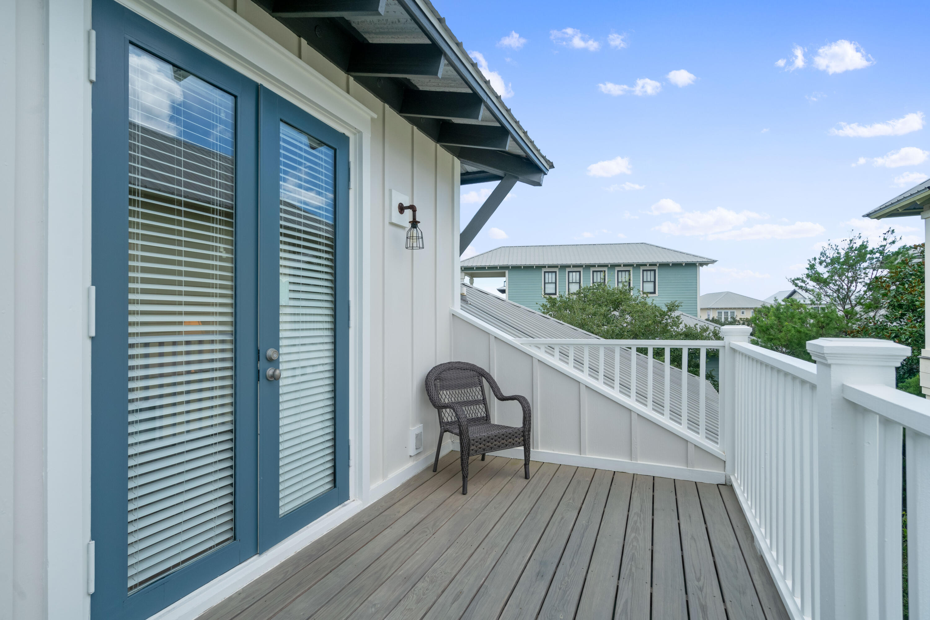SUMMER'S EDGE - Residential