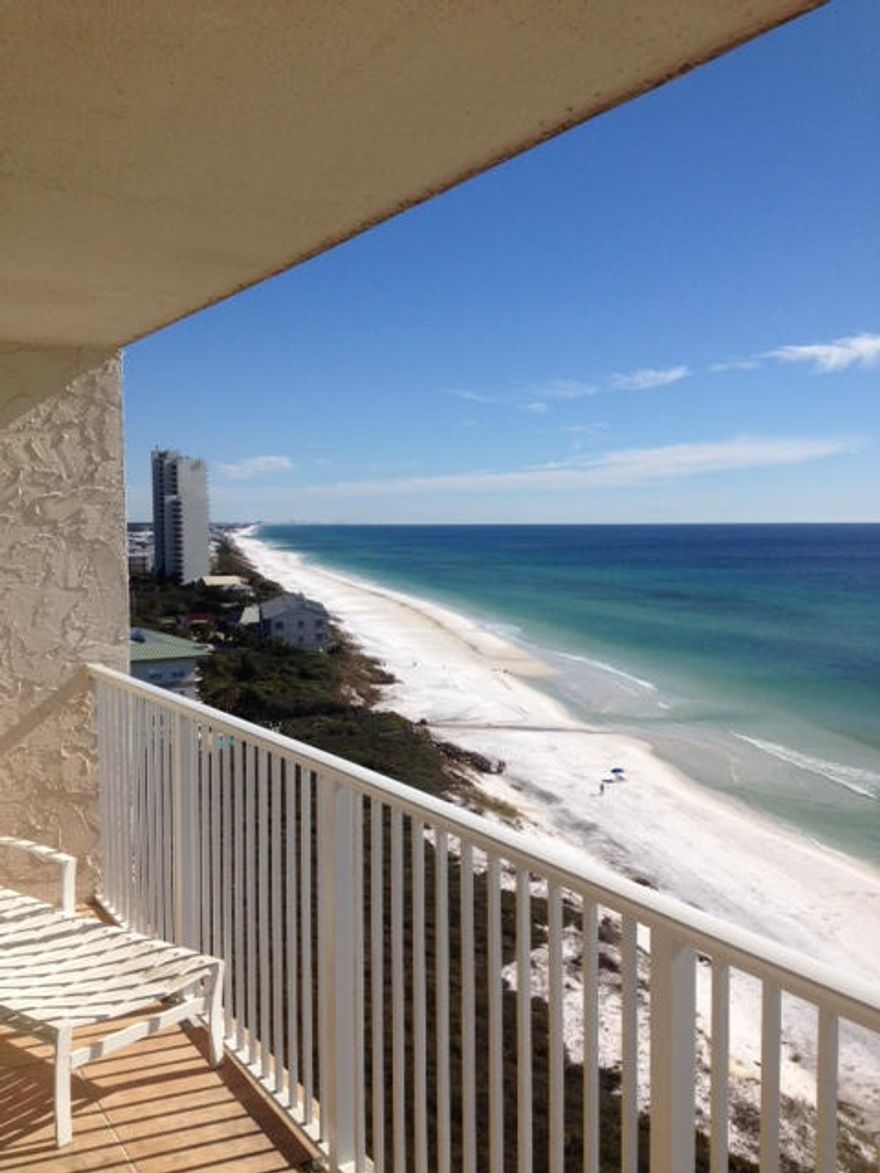 This top floor unit is a rare find in Beachcrest Condos and is priced to sell! The recently updated unit has tile flooring throughout along with stainless steel appliances in the kitchen. The best part of this unit is the expansive gulf views with a nice porch area for lounging and relaxing. The condominium has a great pool with gulf views just steps from the beach walkover. Sold furnished.
