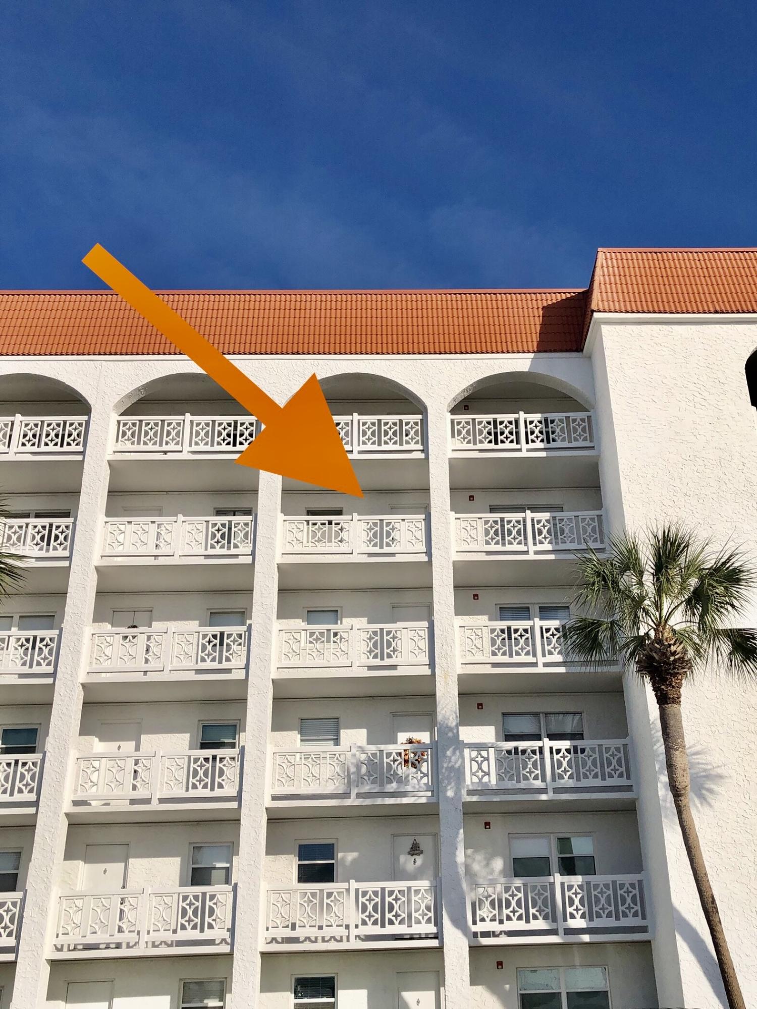 EL MATADOR CONDO - Residential