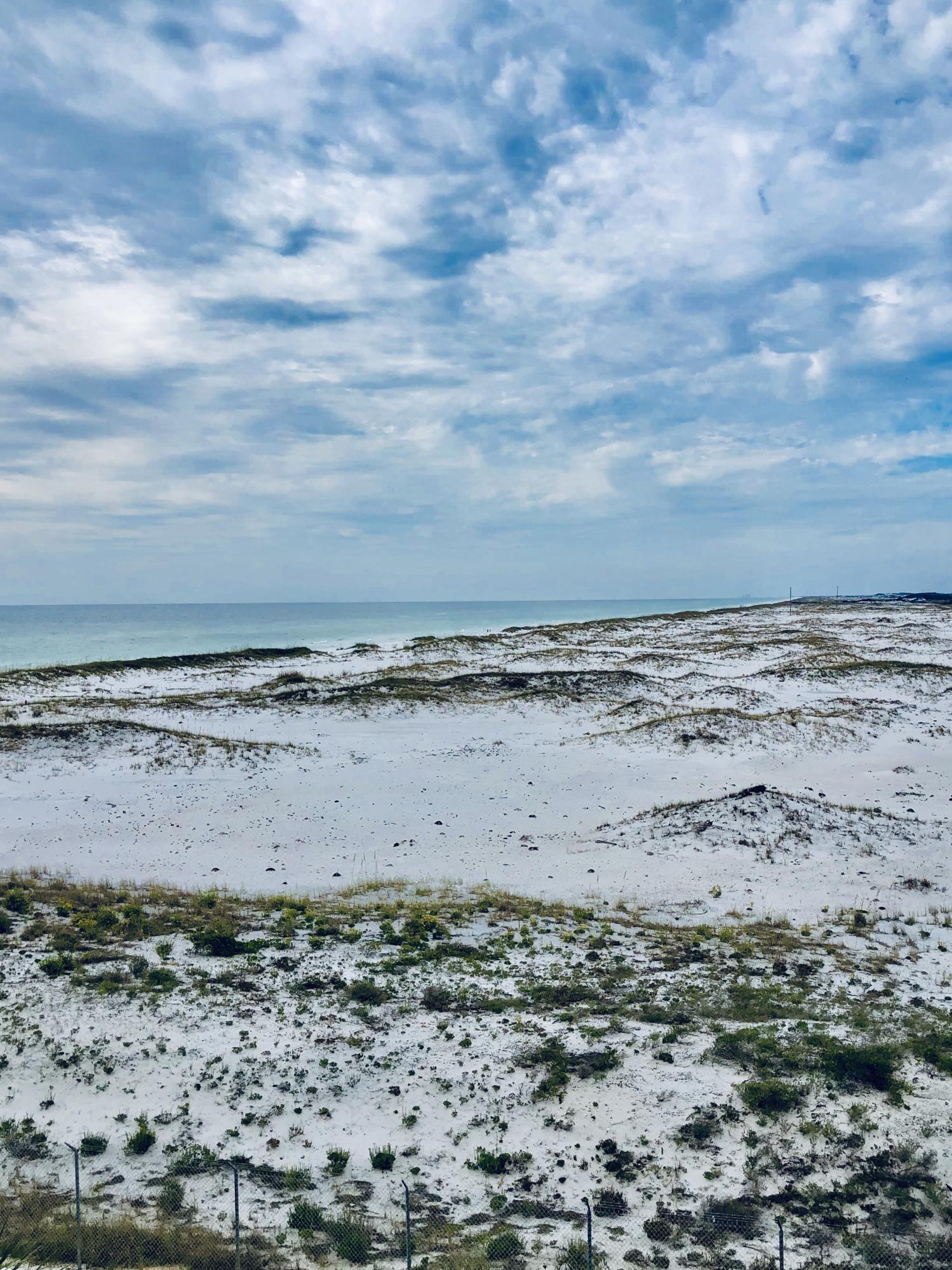 EL MATADOR CONDO - Residential