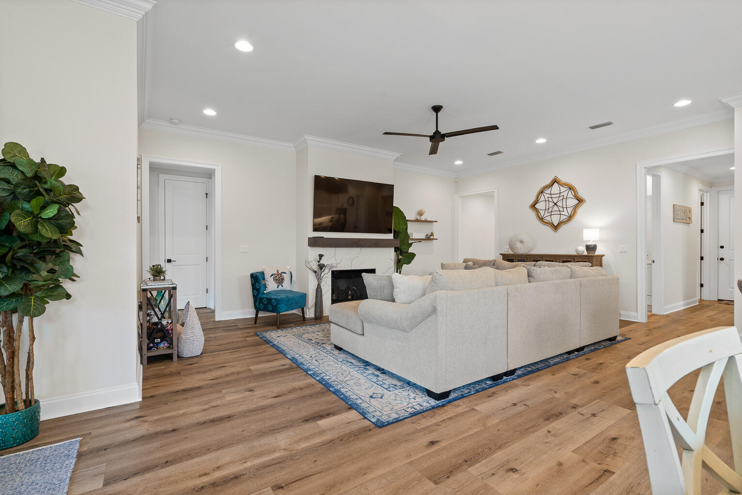 RAIDERS LANDING - Residential