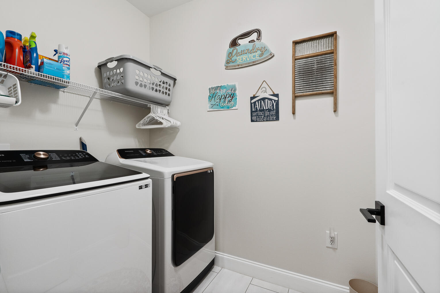 RAIDERS LANDING - Residential