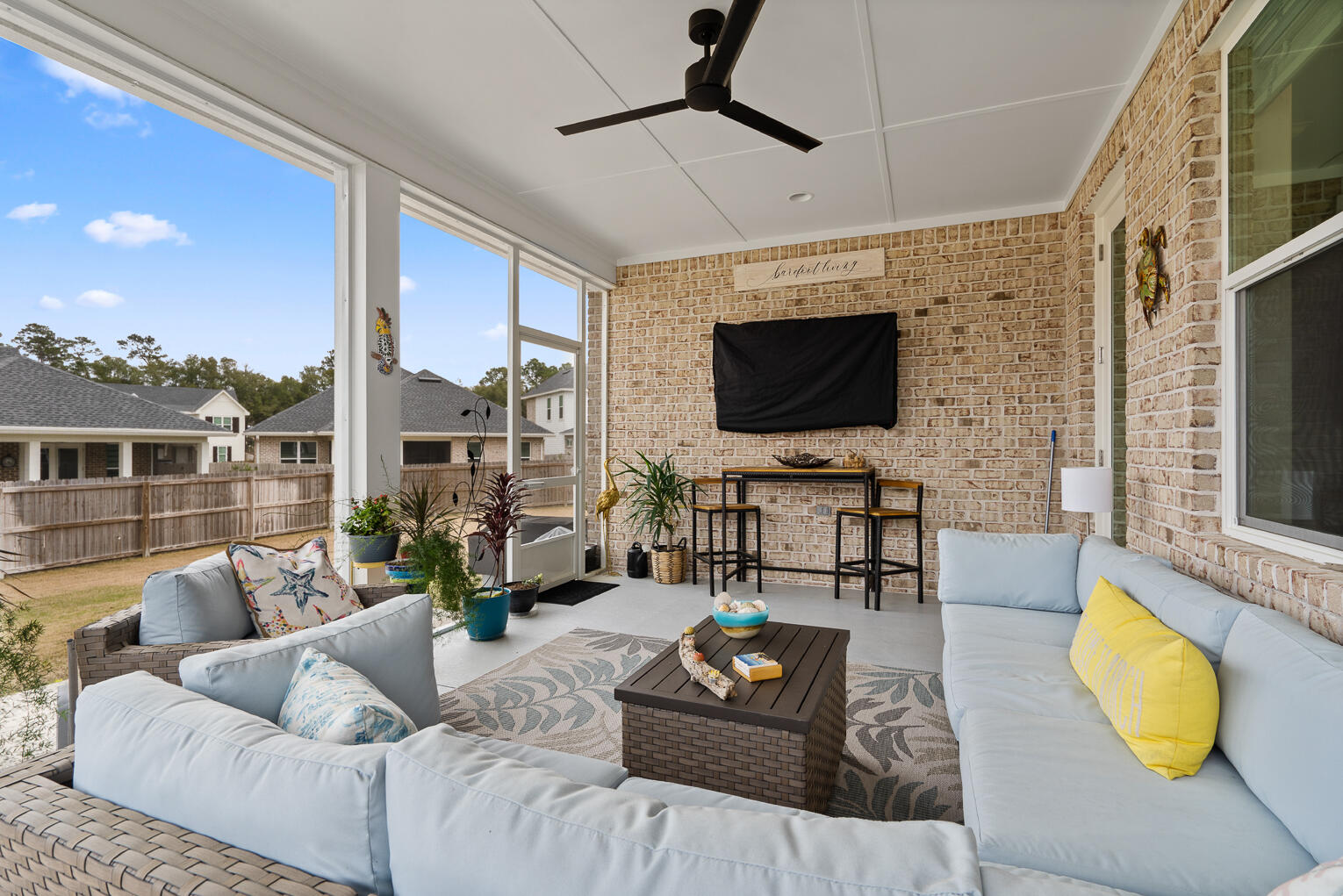 RAIDERS LANDING - Residential