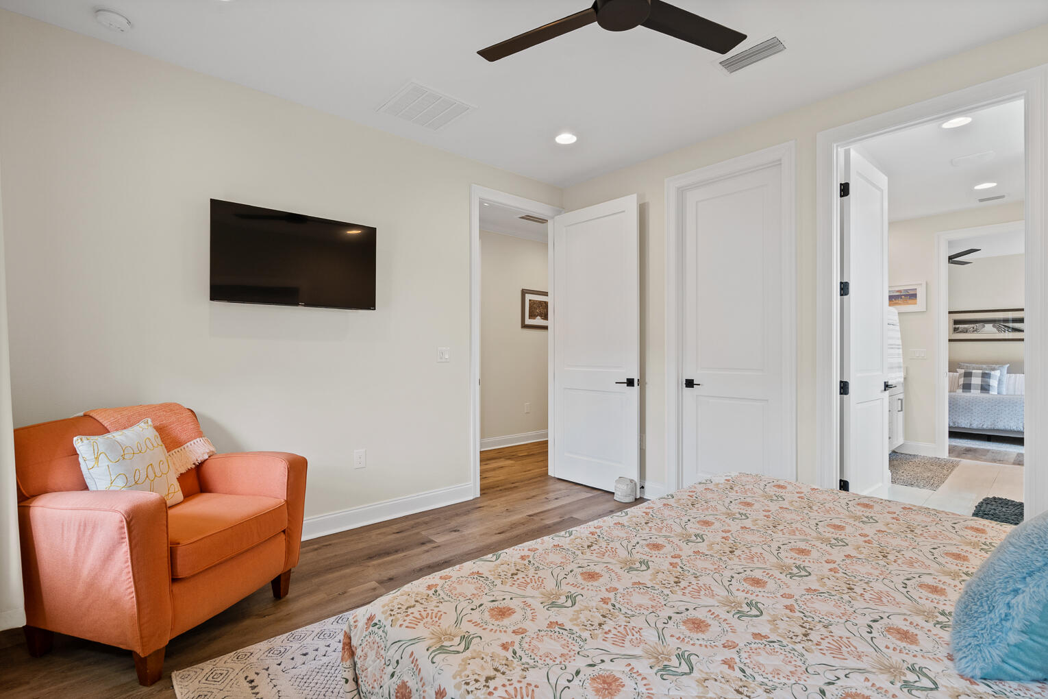 RAIDERS LANDING - Residential