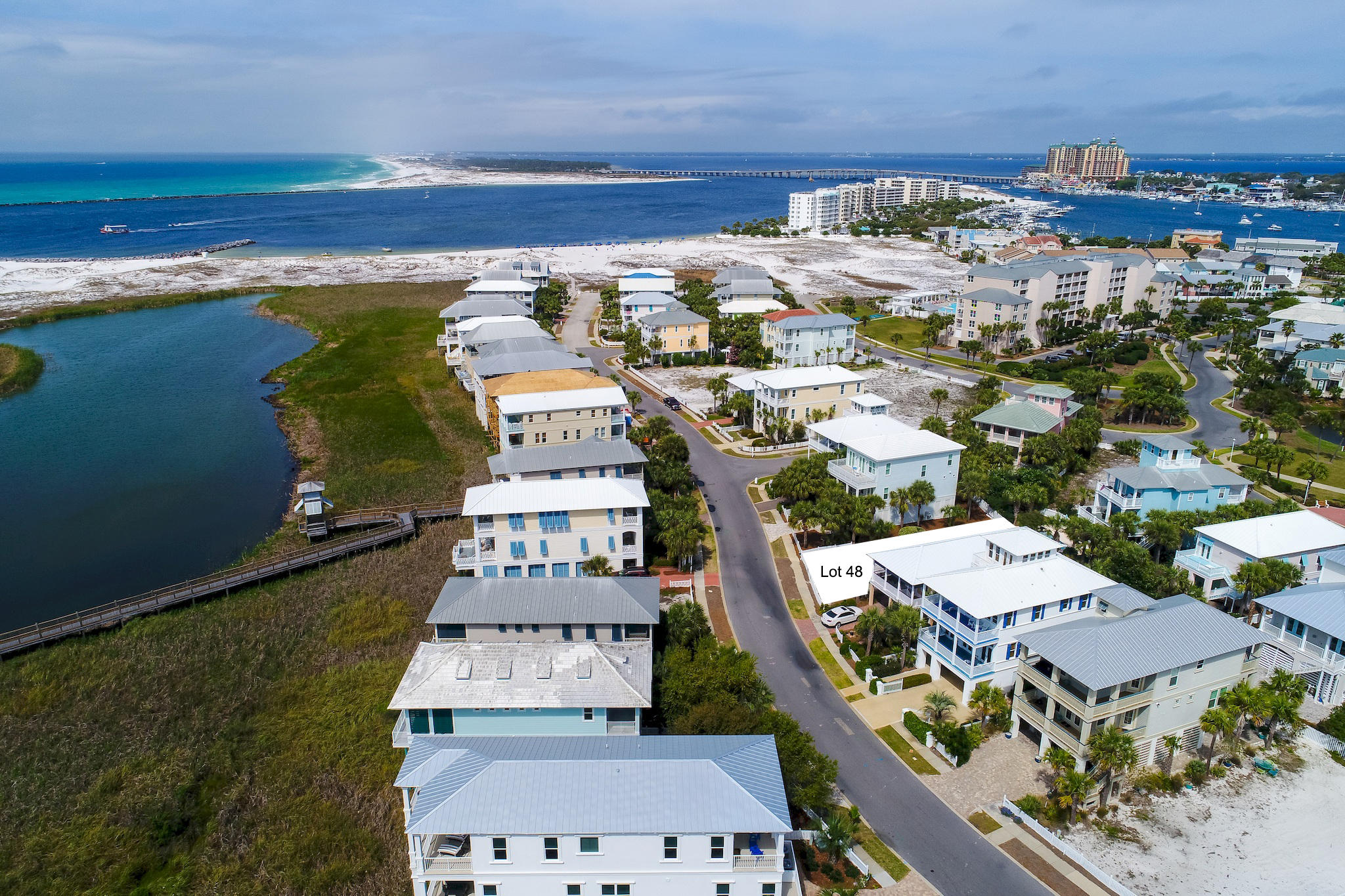 DESTIN POINTE - Land